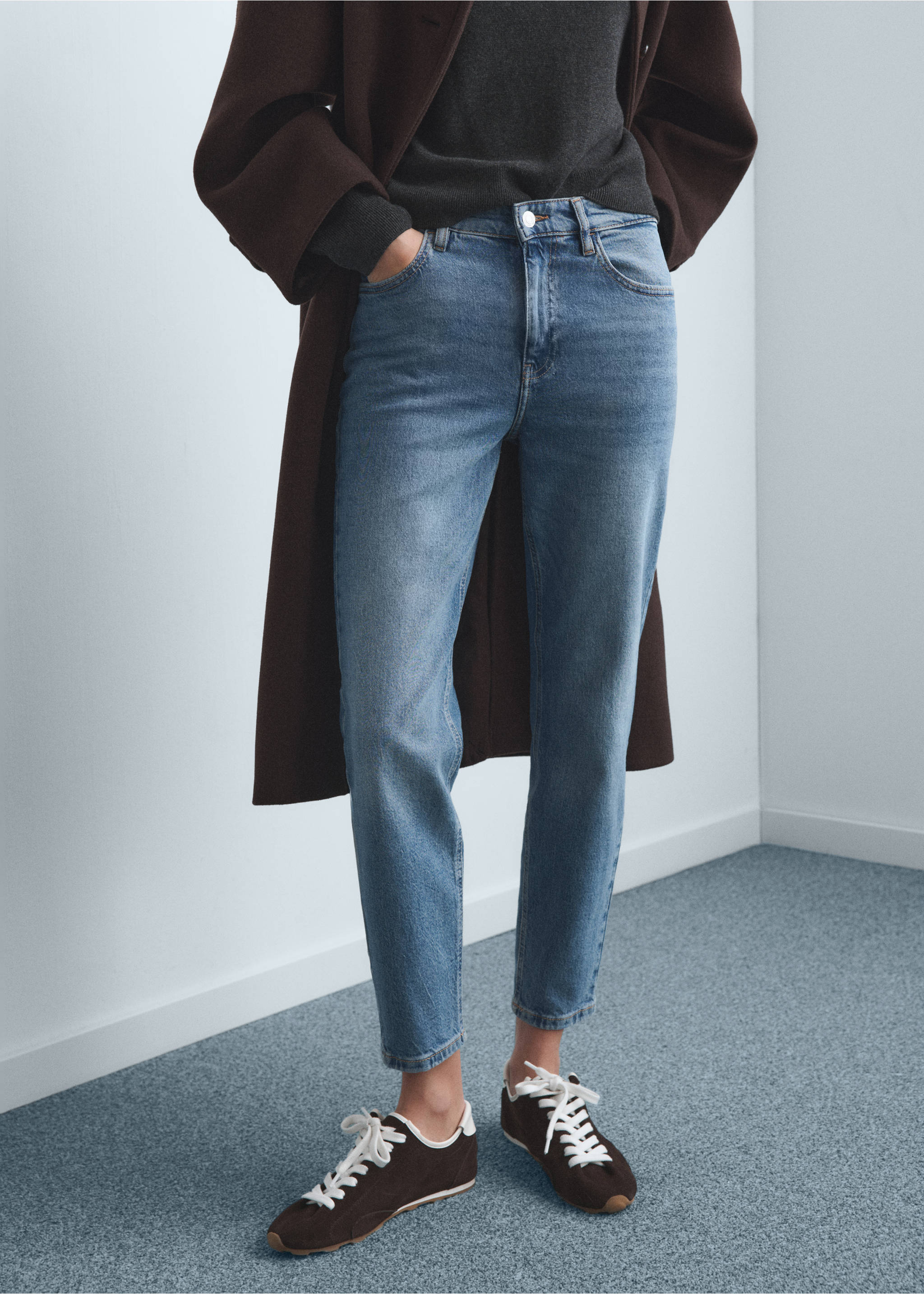 Newmom comfort high-rise jeans - Medium plane, Medium Blue. Ref: 27011242-00.