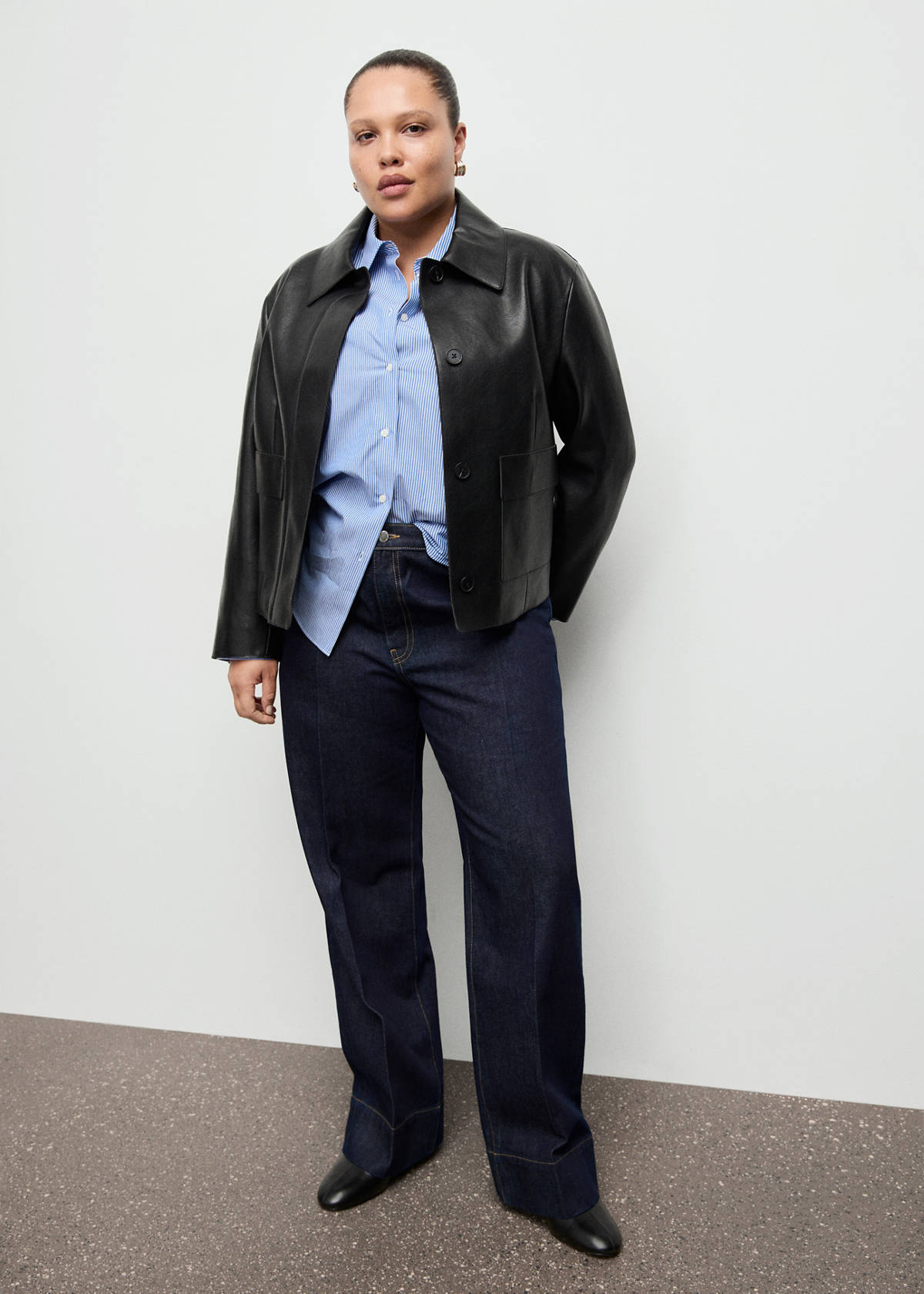 Straight-leg jeans with seam stitching — Dark Blue