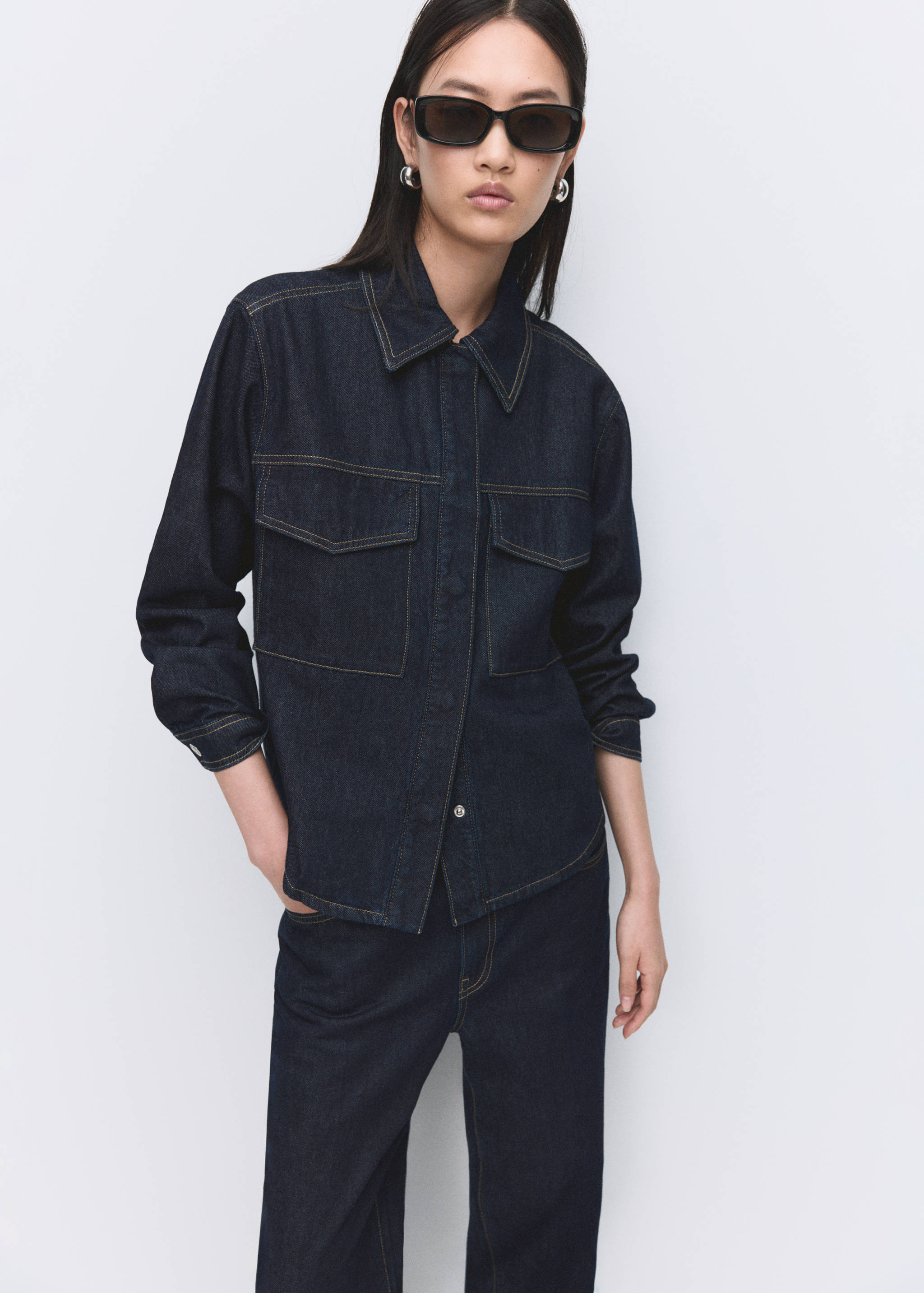 Straight-leg jeans with seam stitching - Details of the article 1