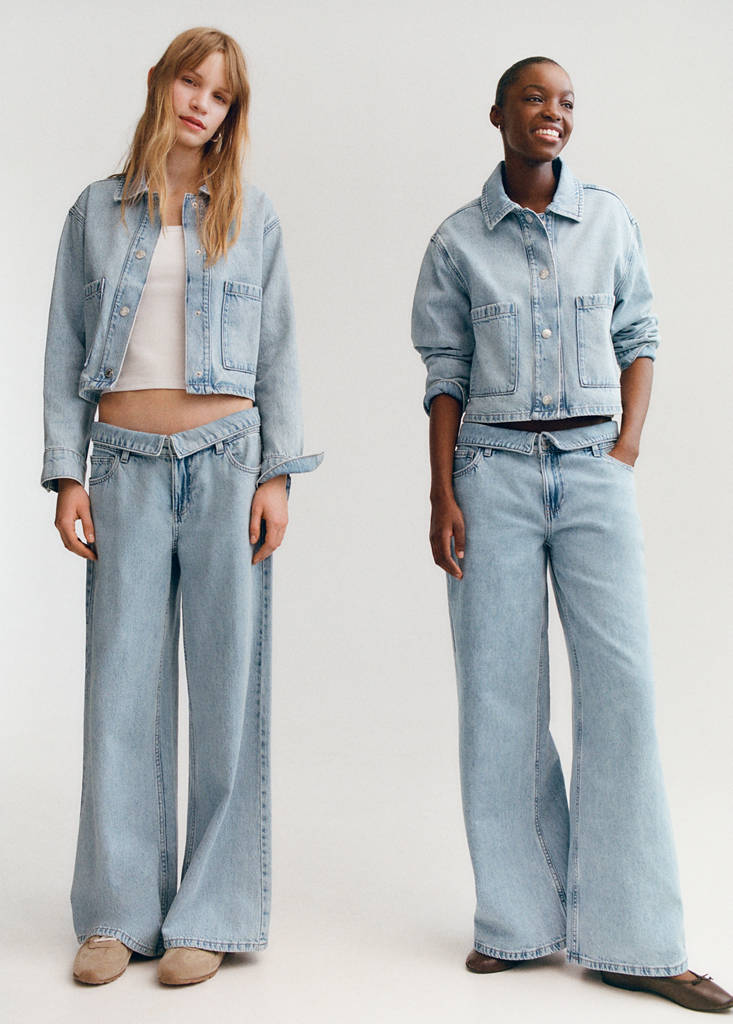 Low-waist jeans with turn-ups — Light Blue