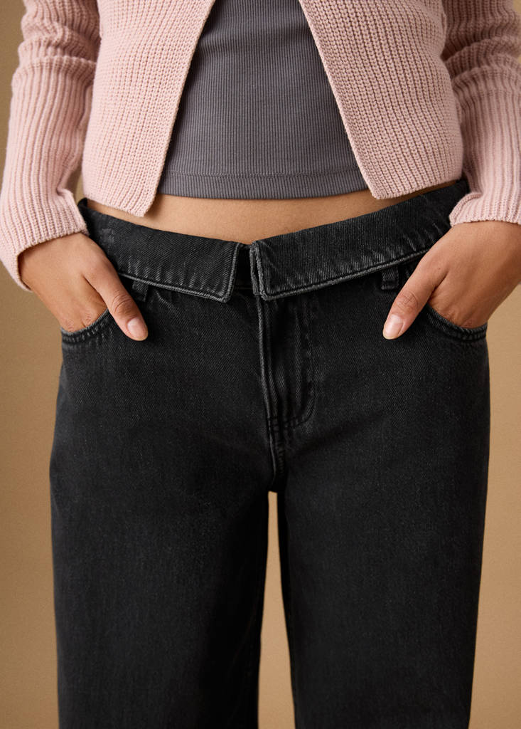 Low-waist jeans with turn-ups — Black denim
