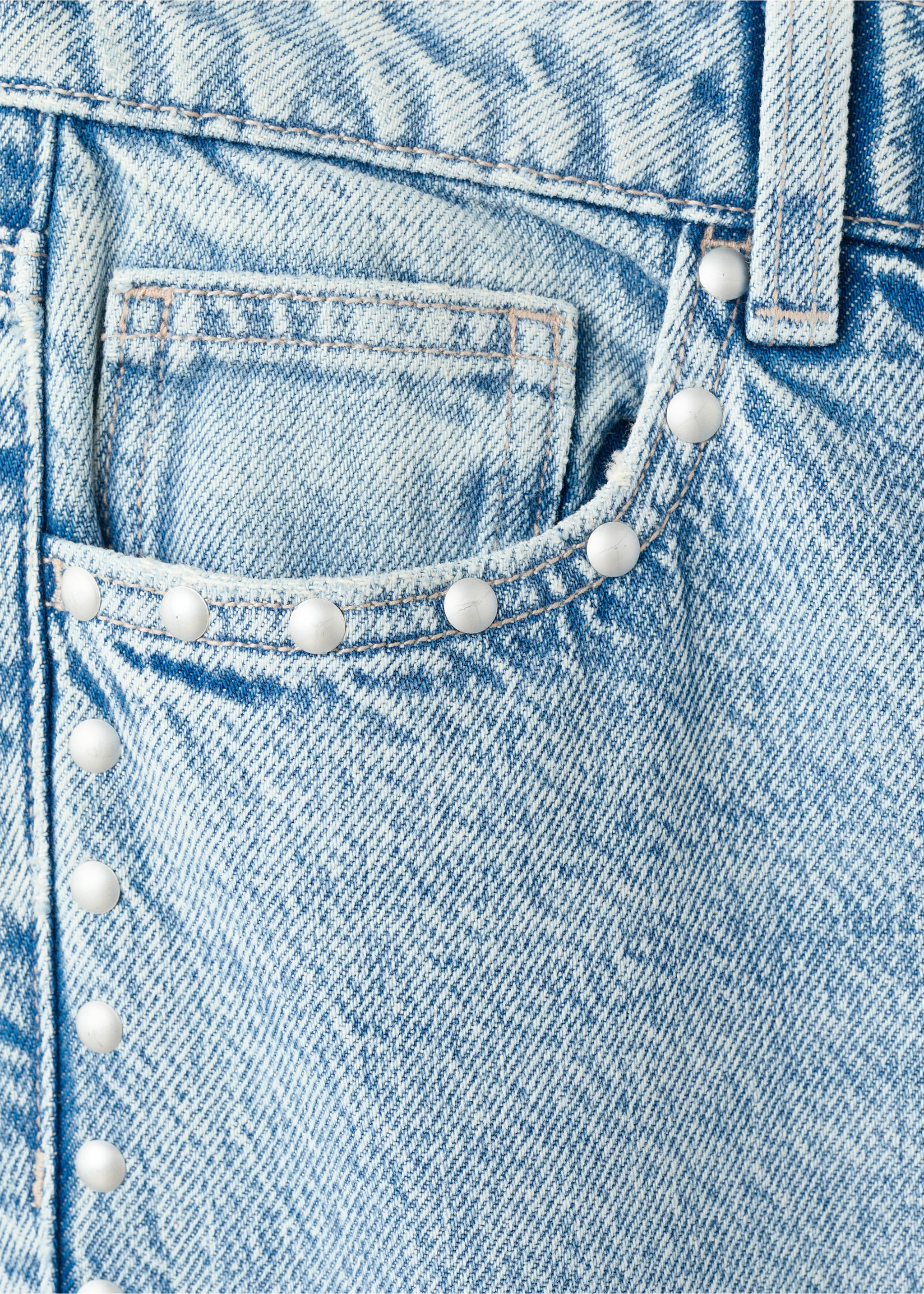 جينز مستقيم مزين بالمسامير - تفاصيل المنتج 0, أزرق متوسط. Ref: 27011251-00.