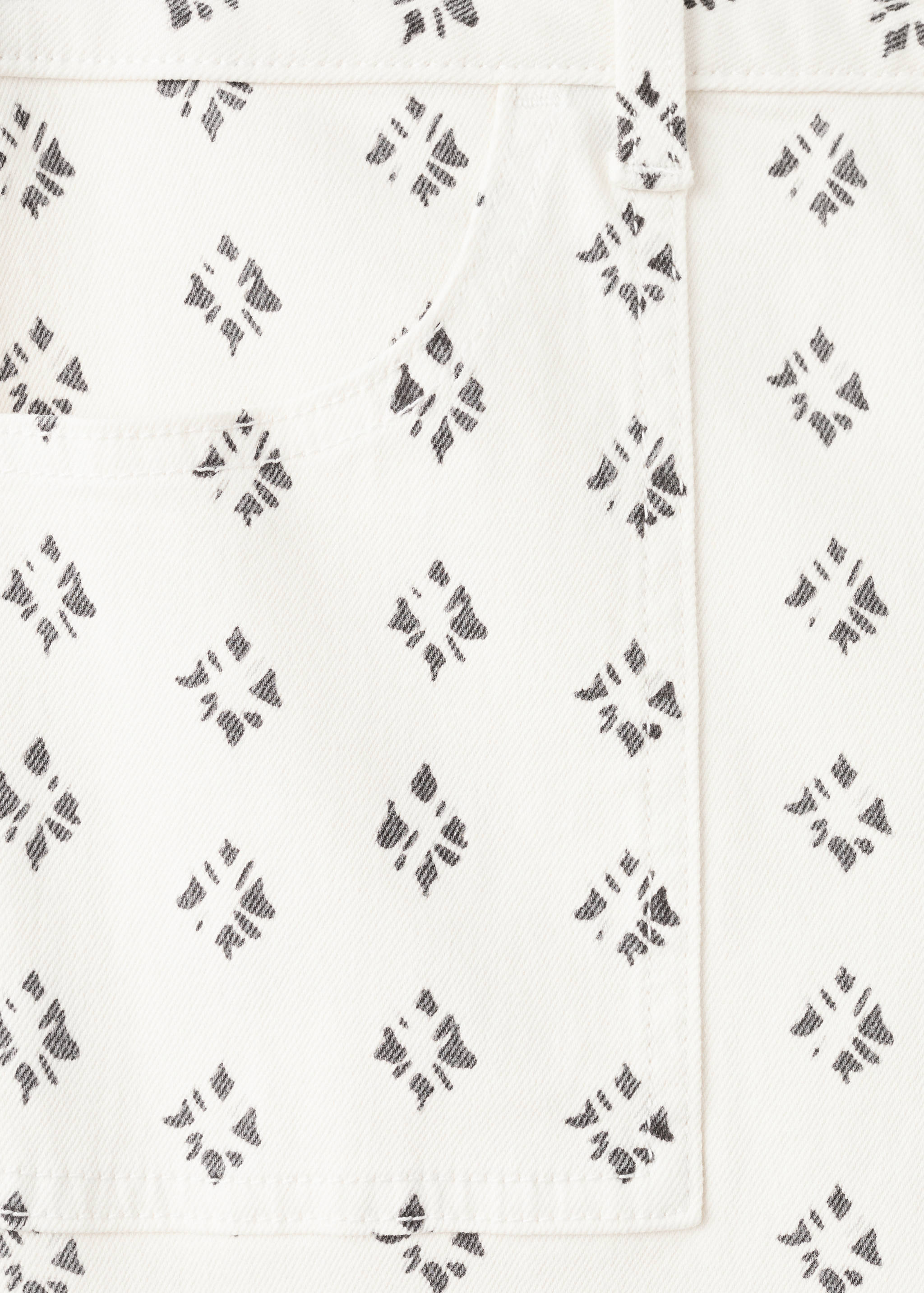 Прямые джинсы с принтом - Деталь изделия 0