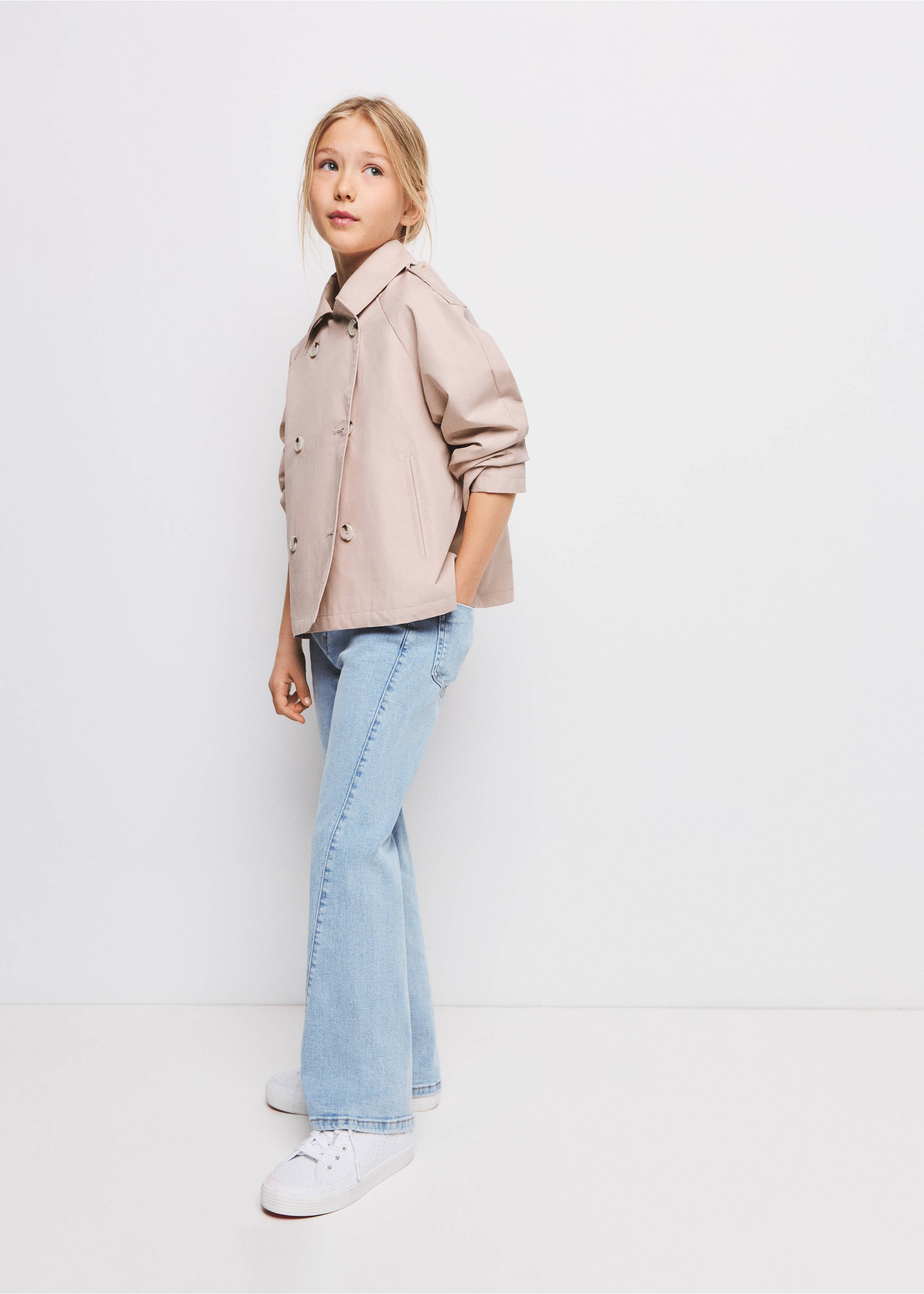 Decorative seam flared jeans - Details of the article 1, Light Blue. Ref: 27011262-00.