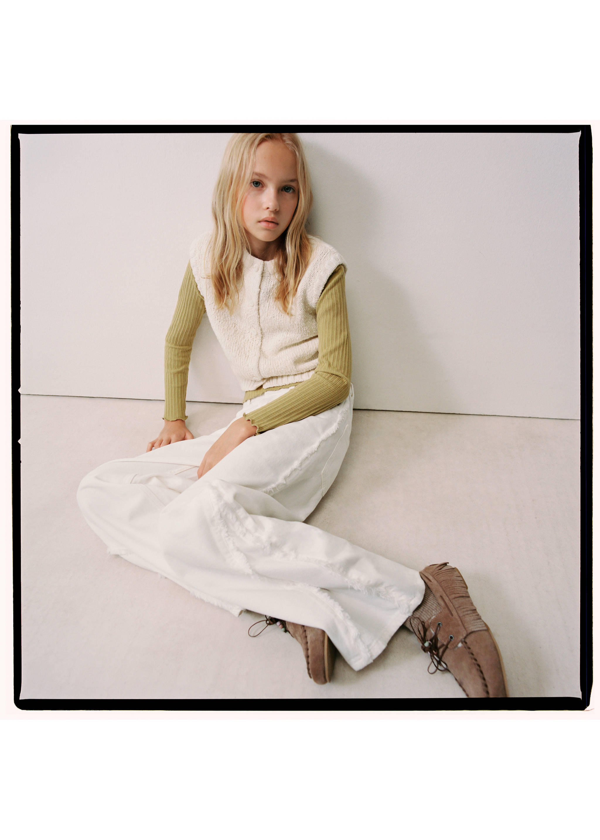 Dekoratif dikişli wide leg jean pantolon - Ürün detayı 5, Beyaz. Ref: 27011268-00.