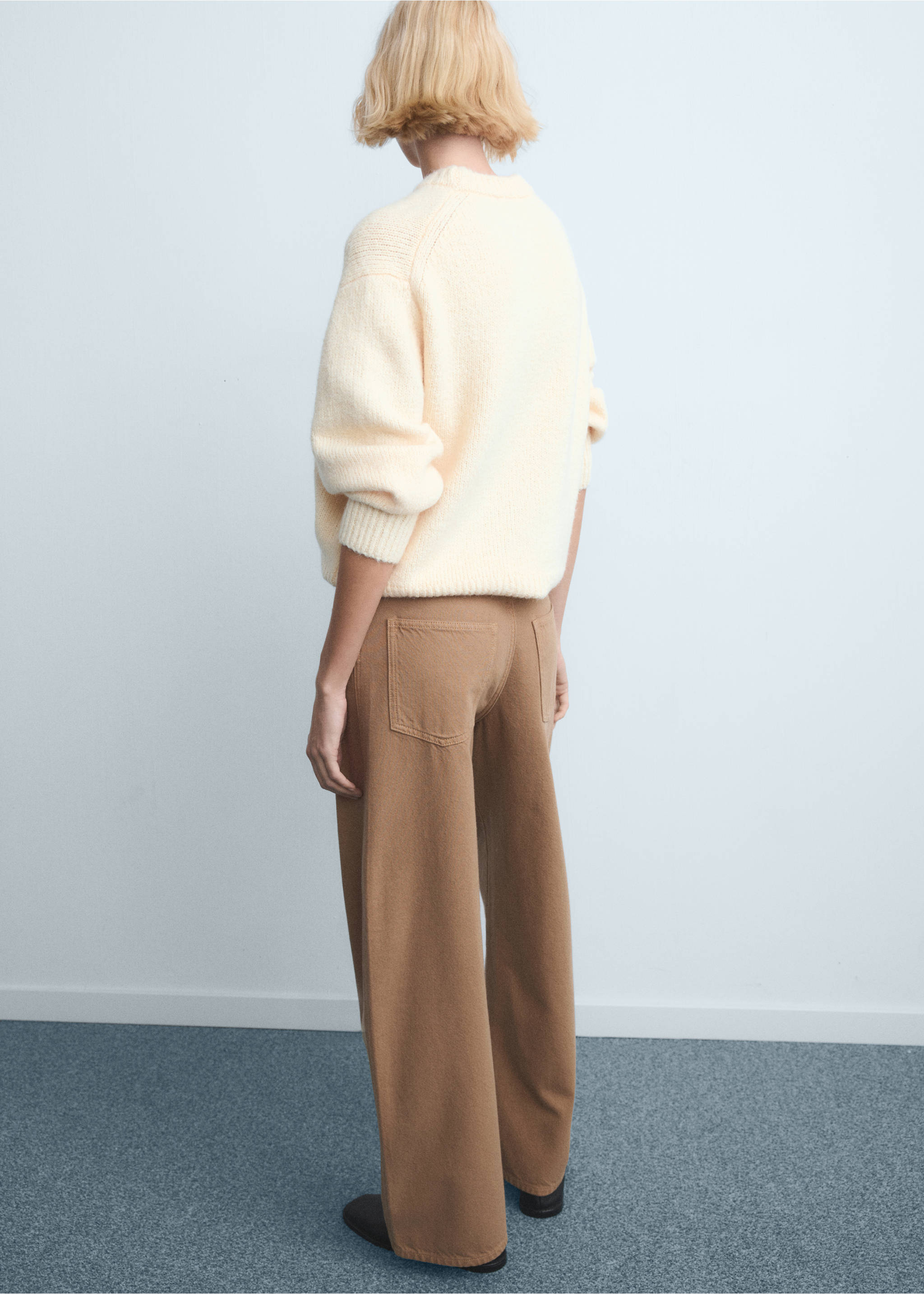 Low-rise balloon jeans - Reverse of the article, Sand. Ref: 27011270-00.