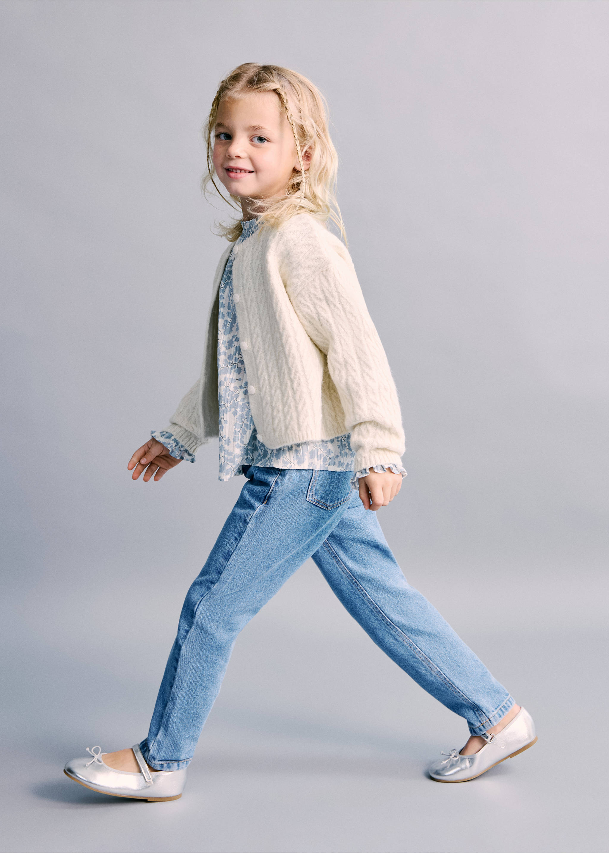 Jeans paperbag botones - Plano general, Azul medio. Ref: 27011275-00.