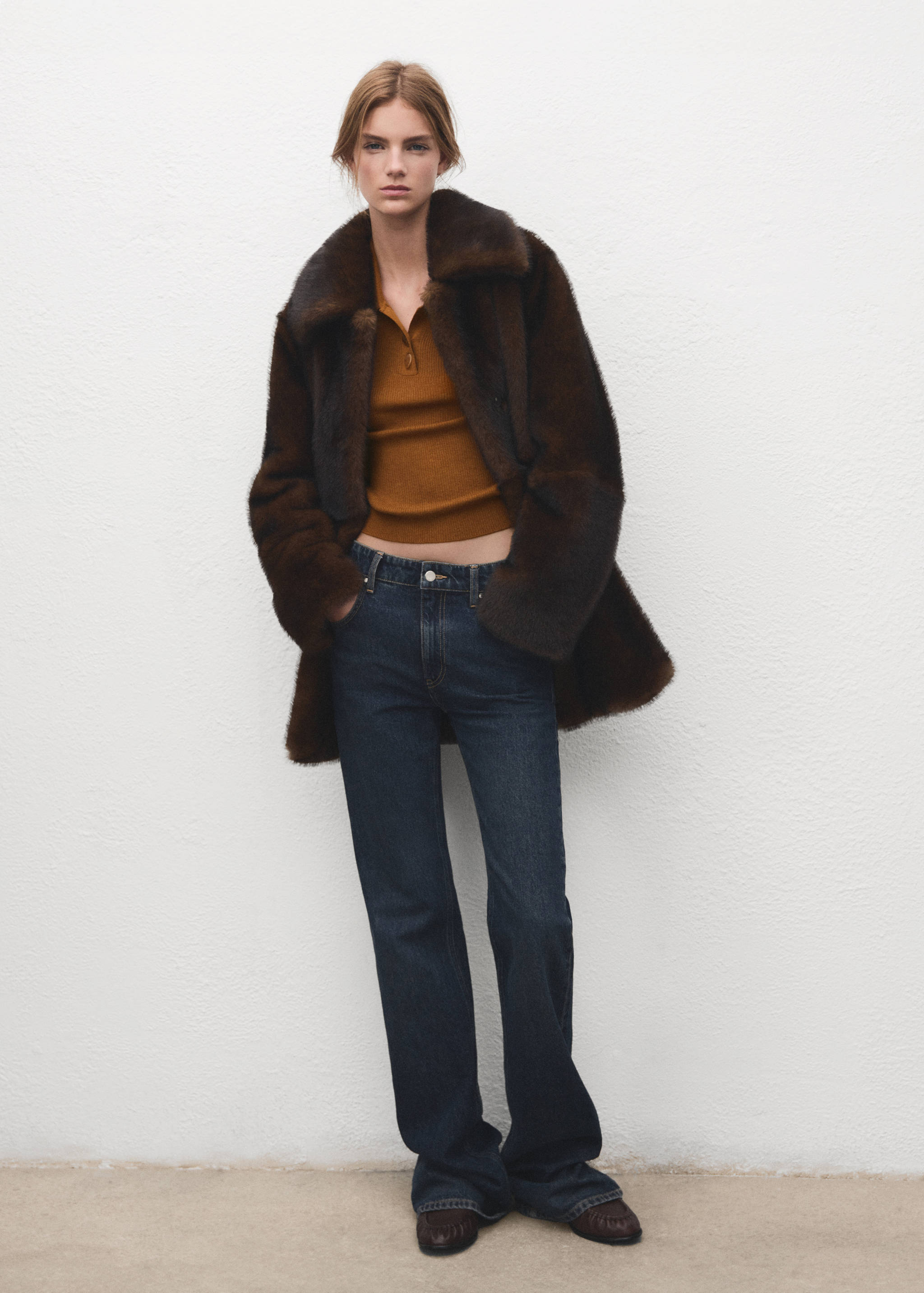 Polo-neck ribbed sweater - General plane