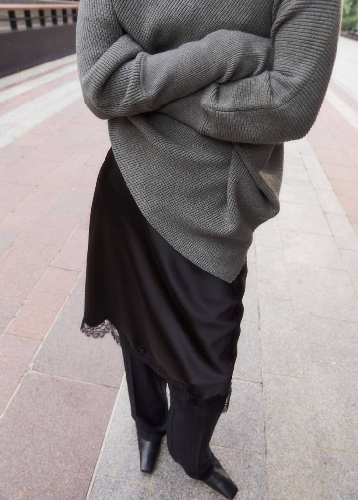 Sweater with asymmetrical roll neck — Medium Heather Grey
