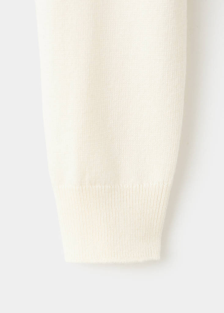 Round-neck knitted sweater — Ecru