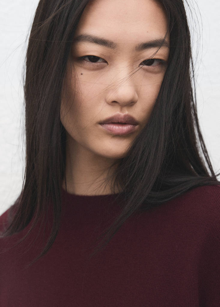 Round-neck knitted sweater — Wine