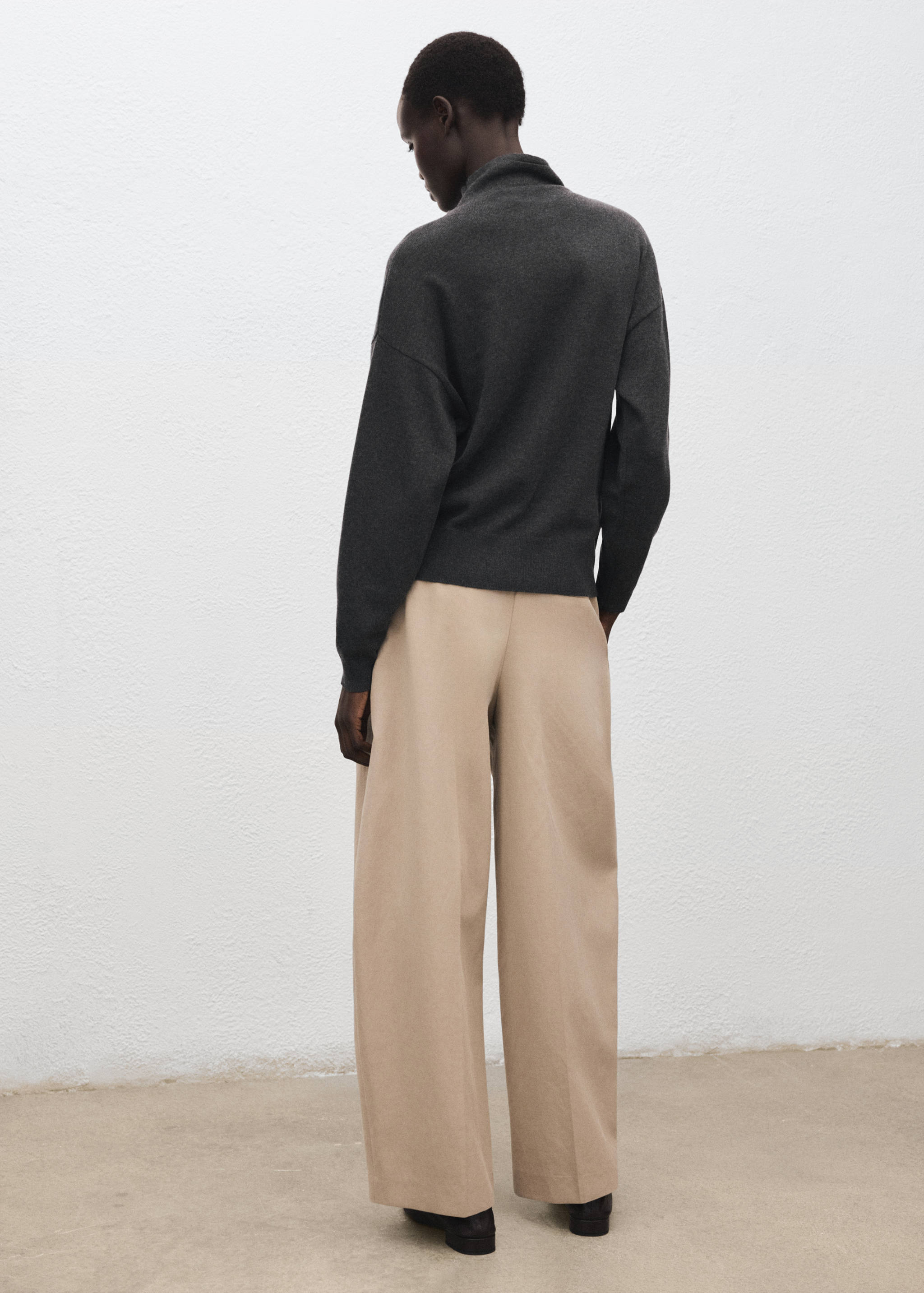 Draped turtleneck sweater - Reverse of the article