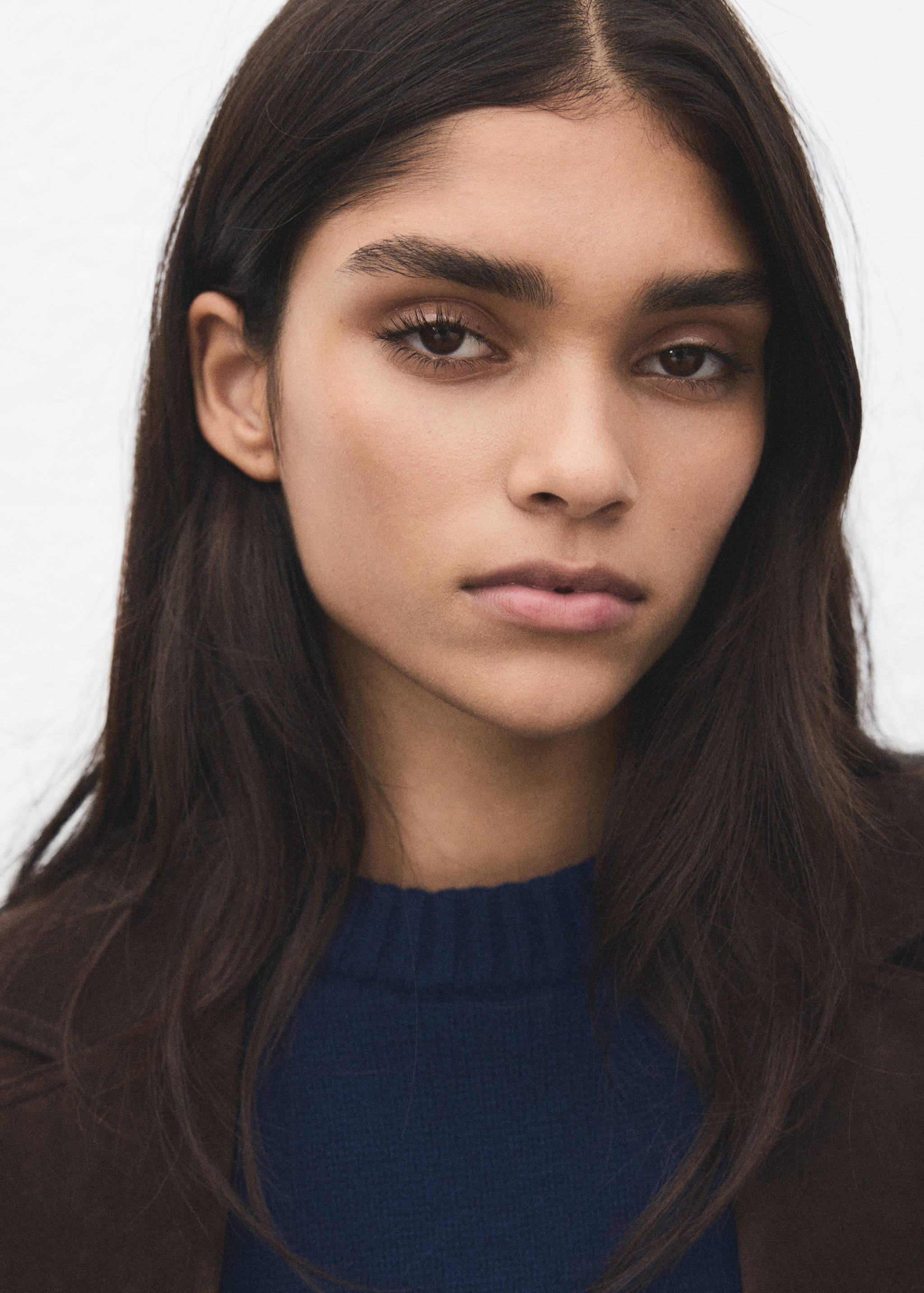 Wool-blend knit sweater - Details of the article 1