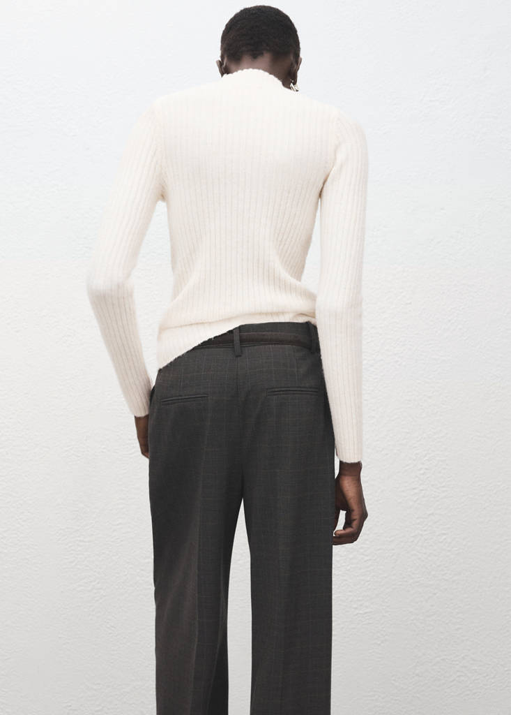 Fitted sweater with perkins neck — Ecru
