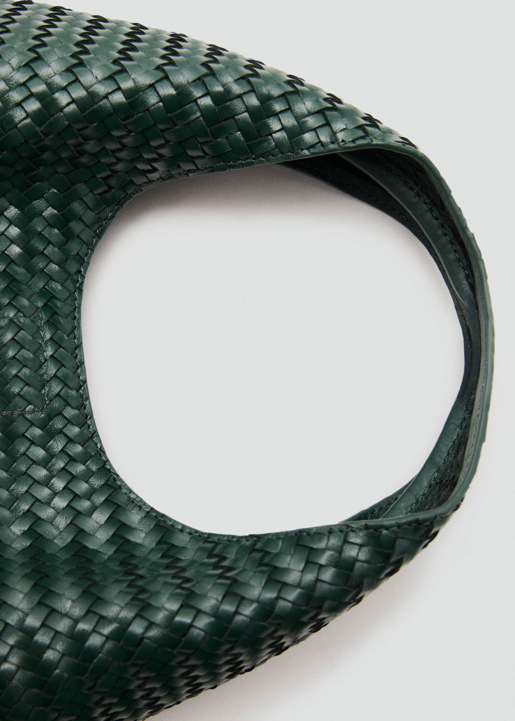 Mini braided leather bag - Details of the article 1