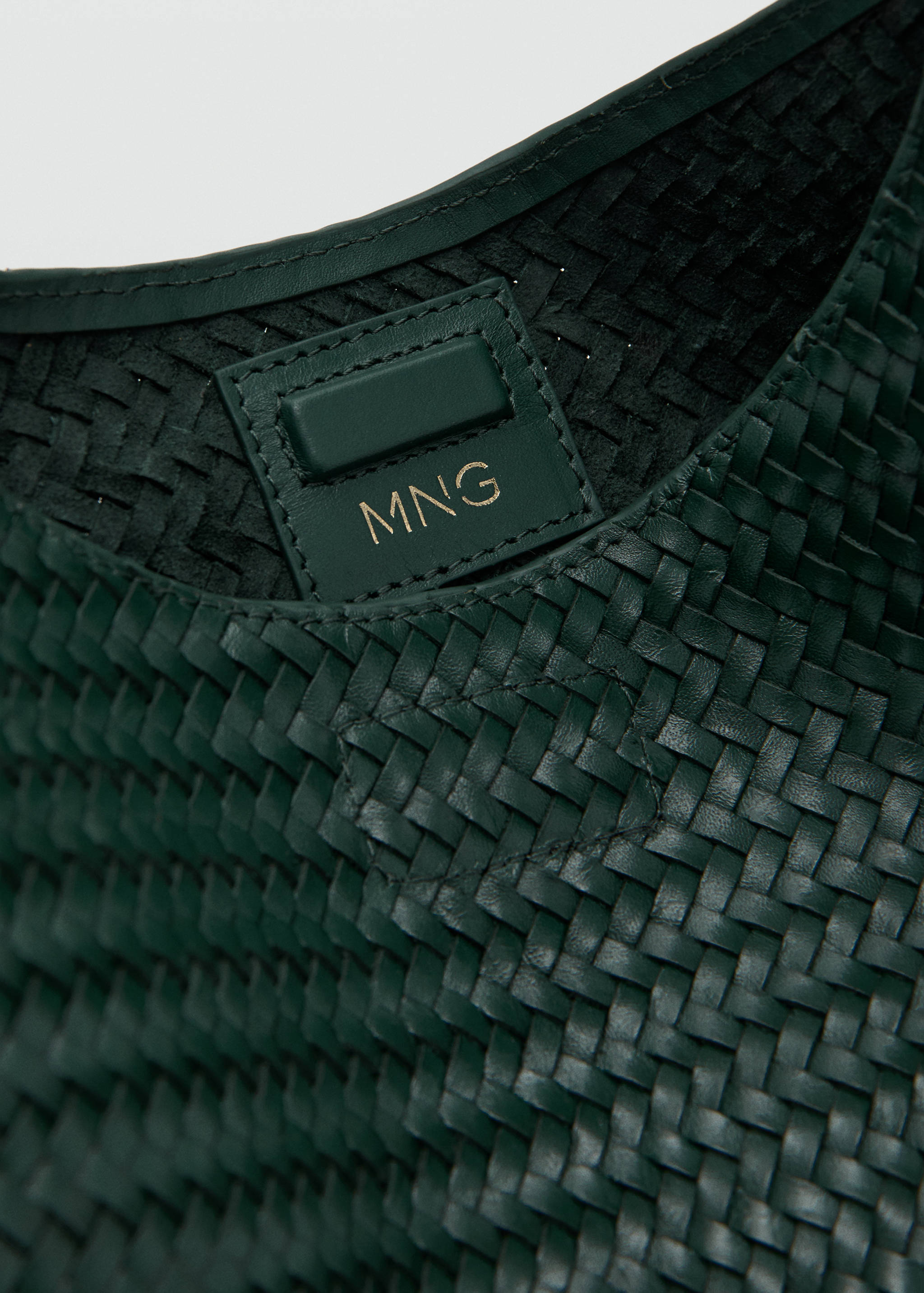 Плетеная кожаная сумка на плечо, среднего размера - Деталь изделия 2