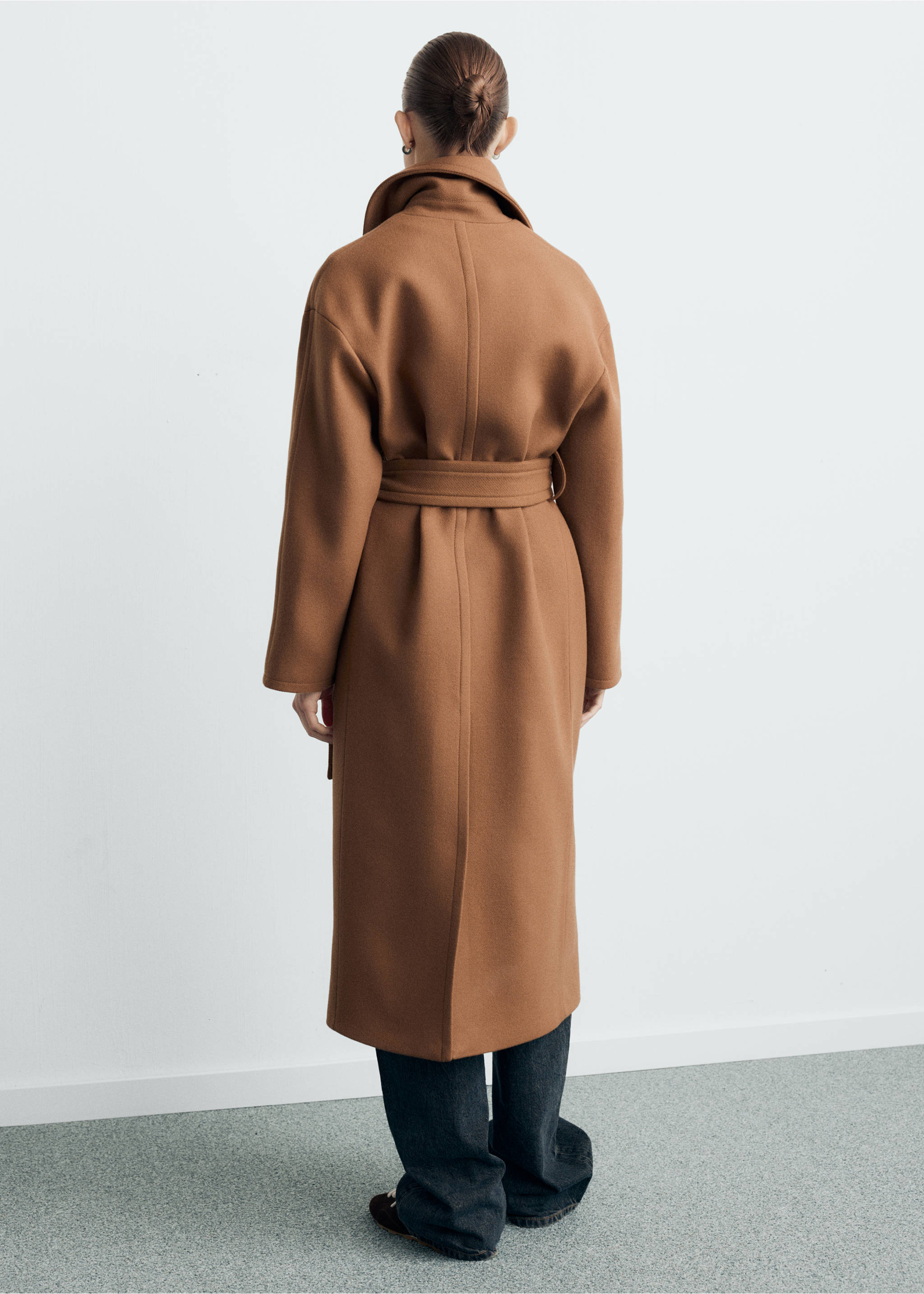 Manteco wool coat with belt - Reverse of the article, Medium Brown. Ref: 27011304-00.