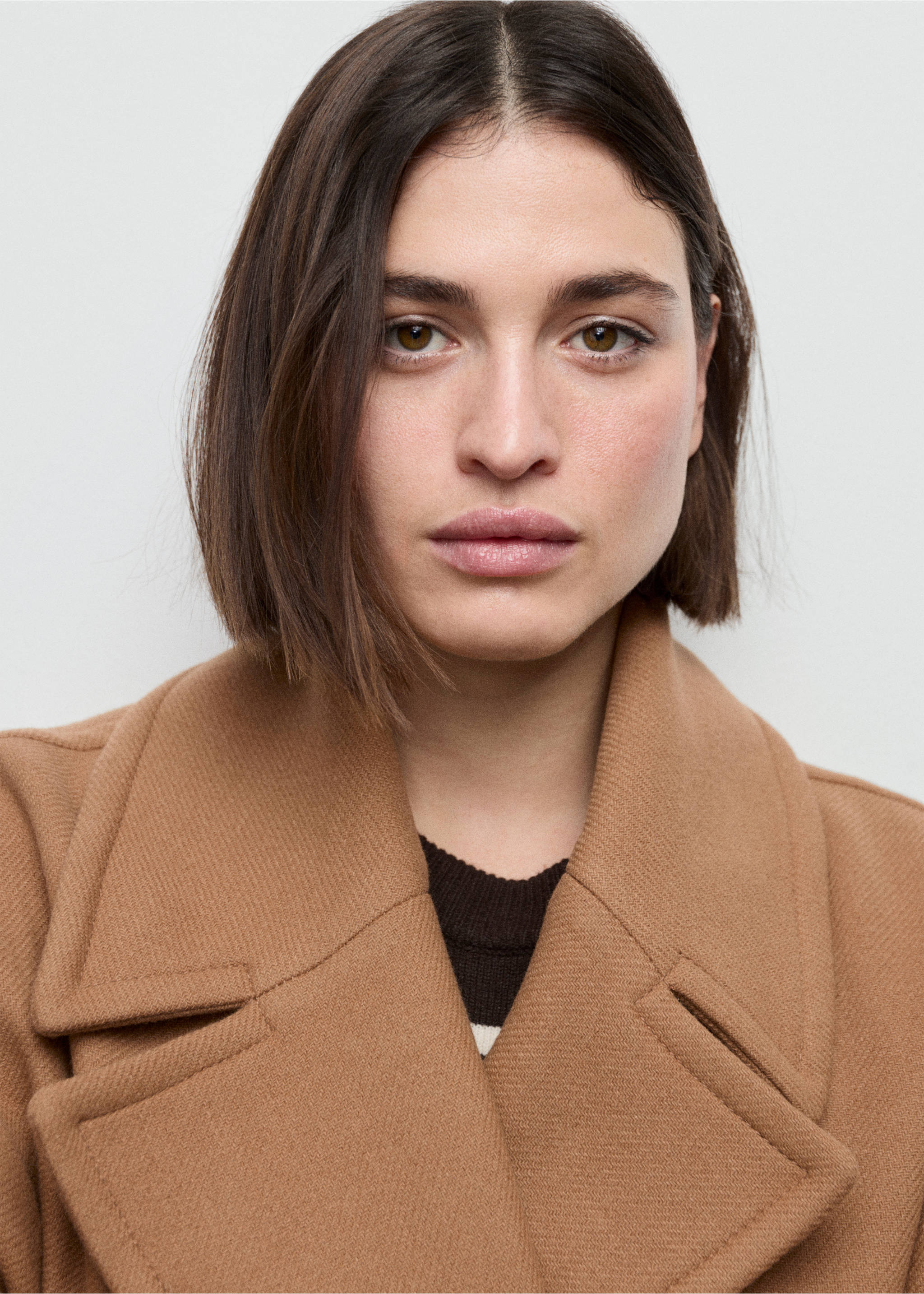 Manteco wool coat with belt - Details of the article 4, Medium Brown. Ref: 27011304-00.