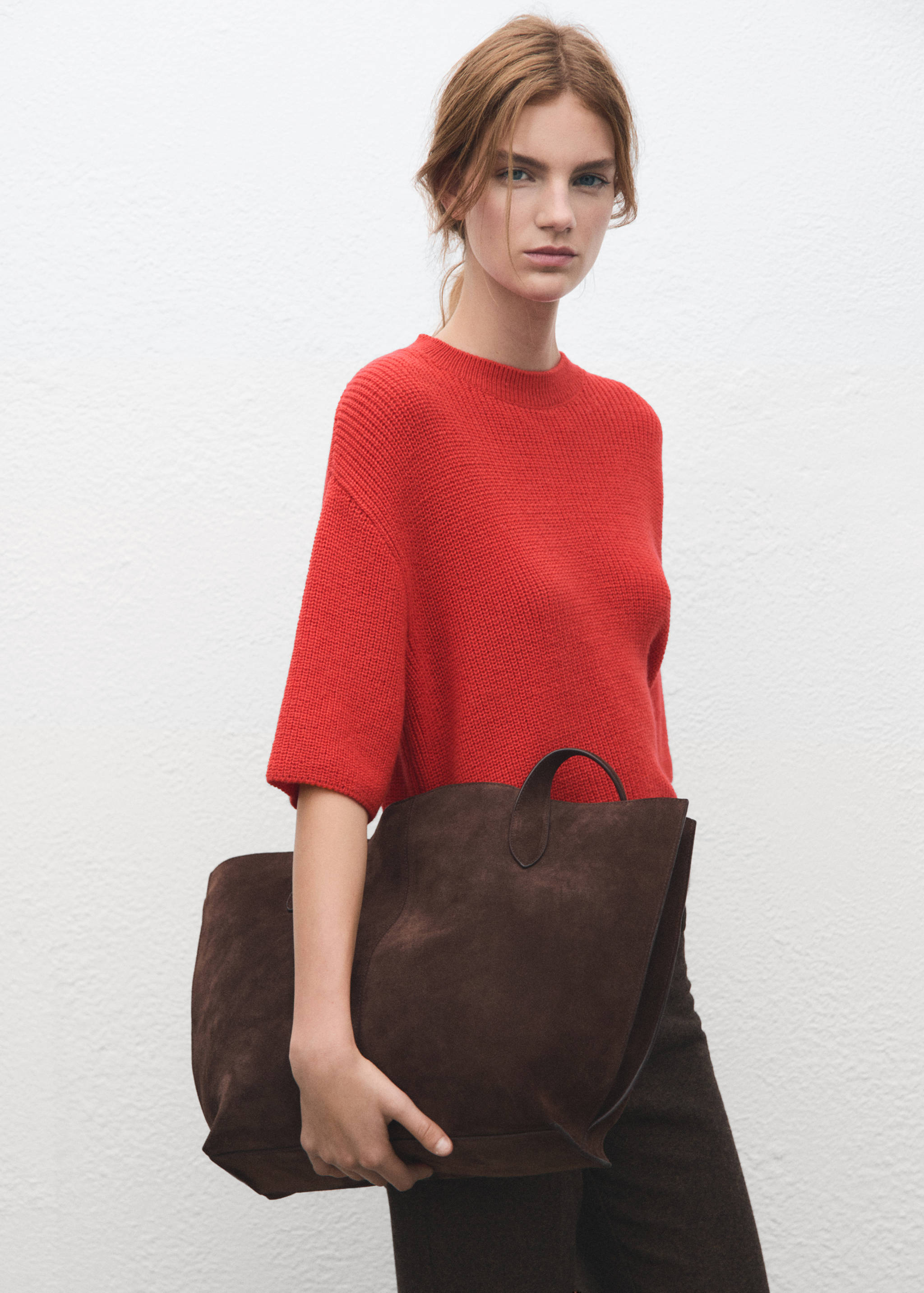 Three-quarter sleeve knitted sweater - Medium plane