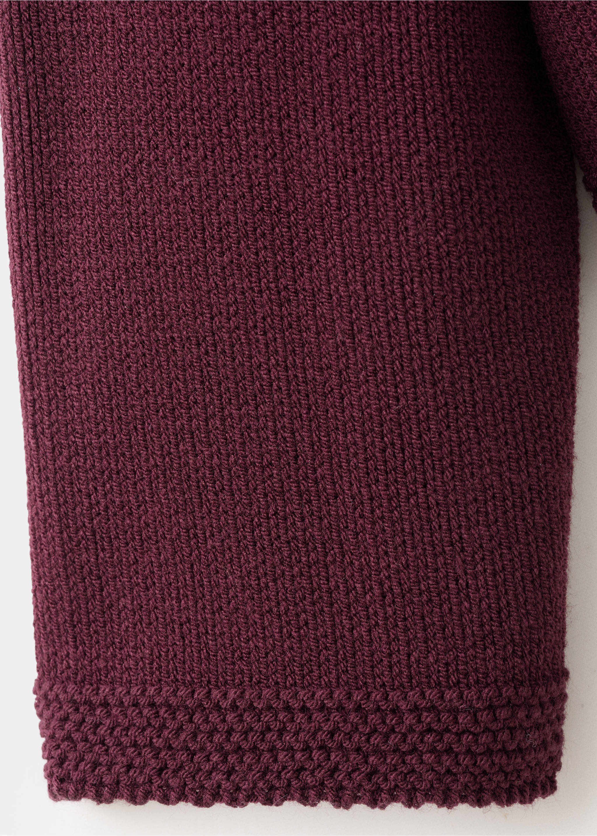 Knitted sweater with perkins neck - Details of the article 8, Wine. Ref: 27011316-01.