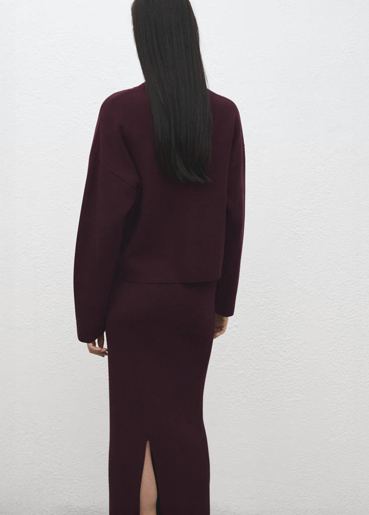 Round-neck knitted sweater — Wine