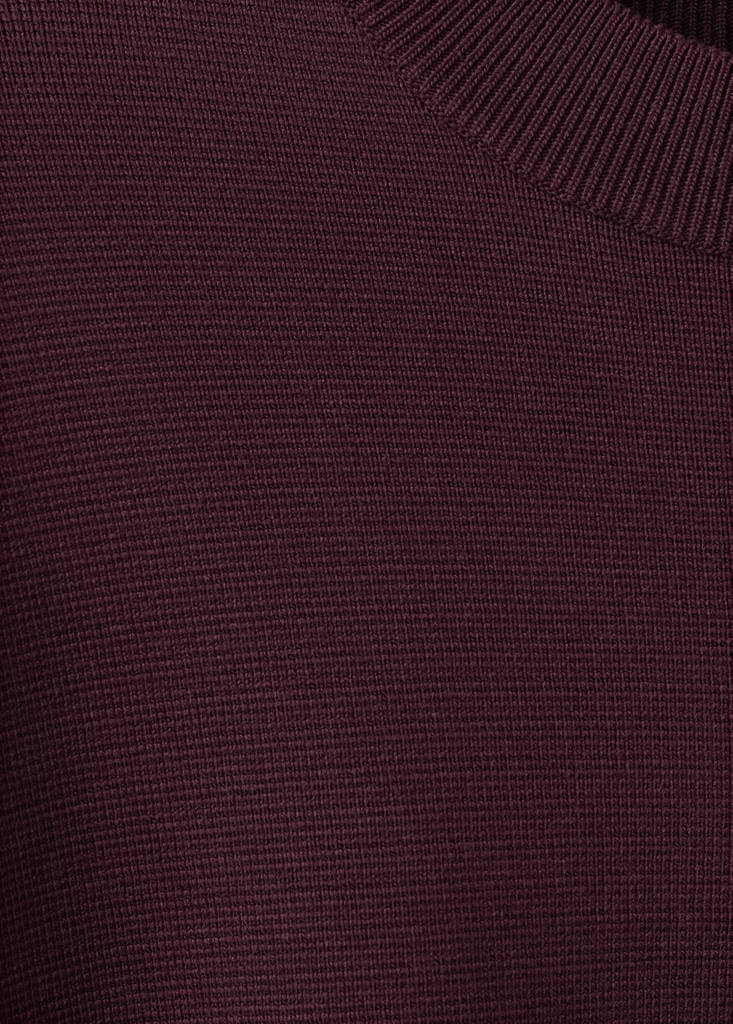 Round-neck knitted sweater — Wine