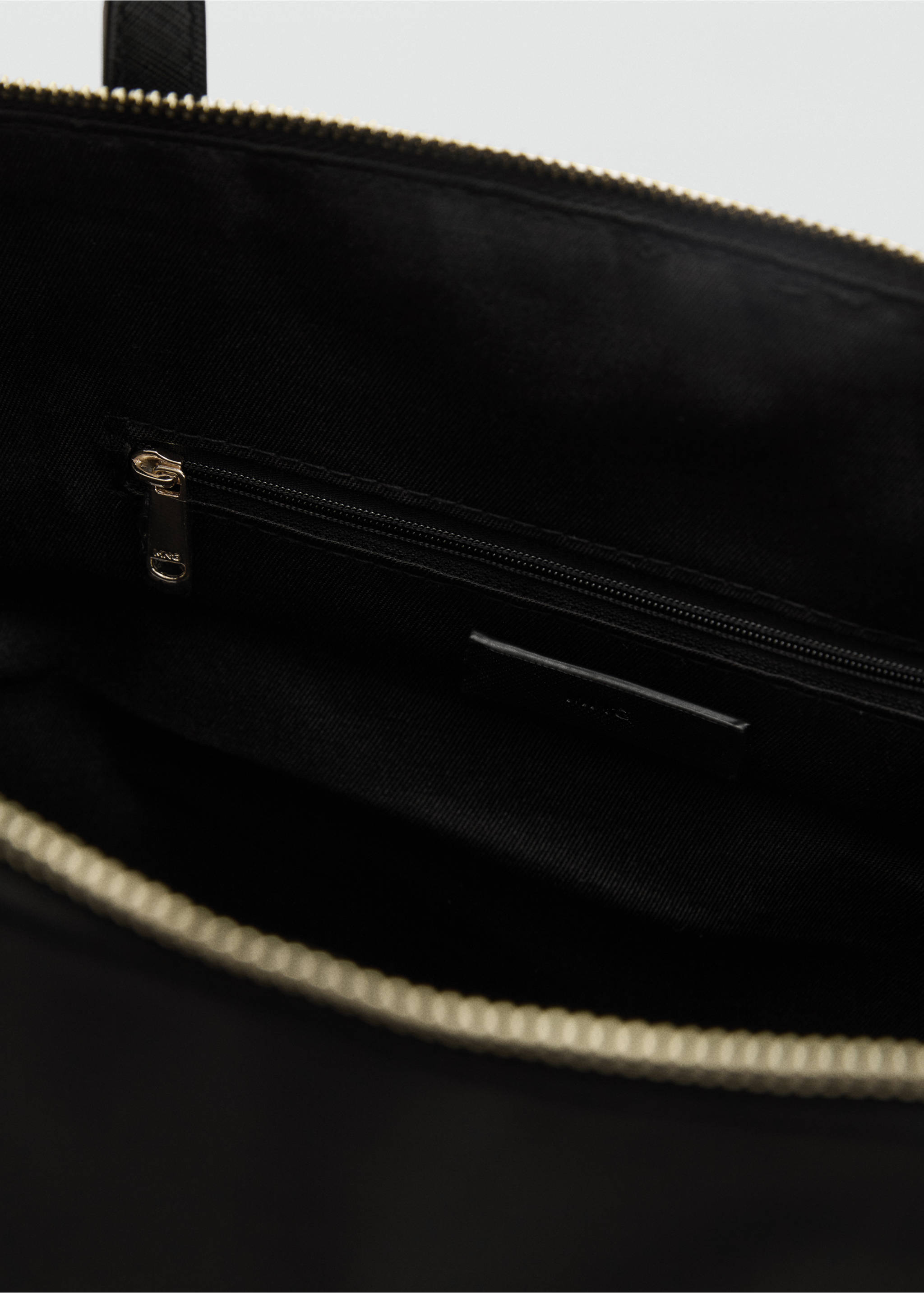 Сумка-шоппер из нейлона - Деталь изделия 2, Черный. Ref: 27011322-00.