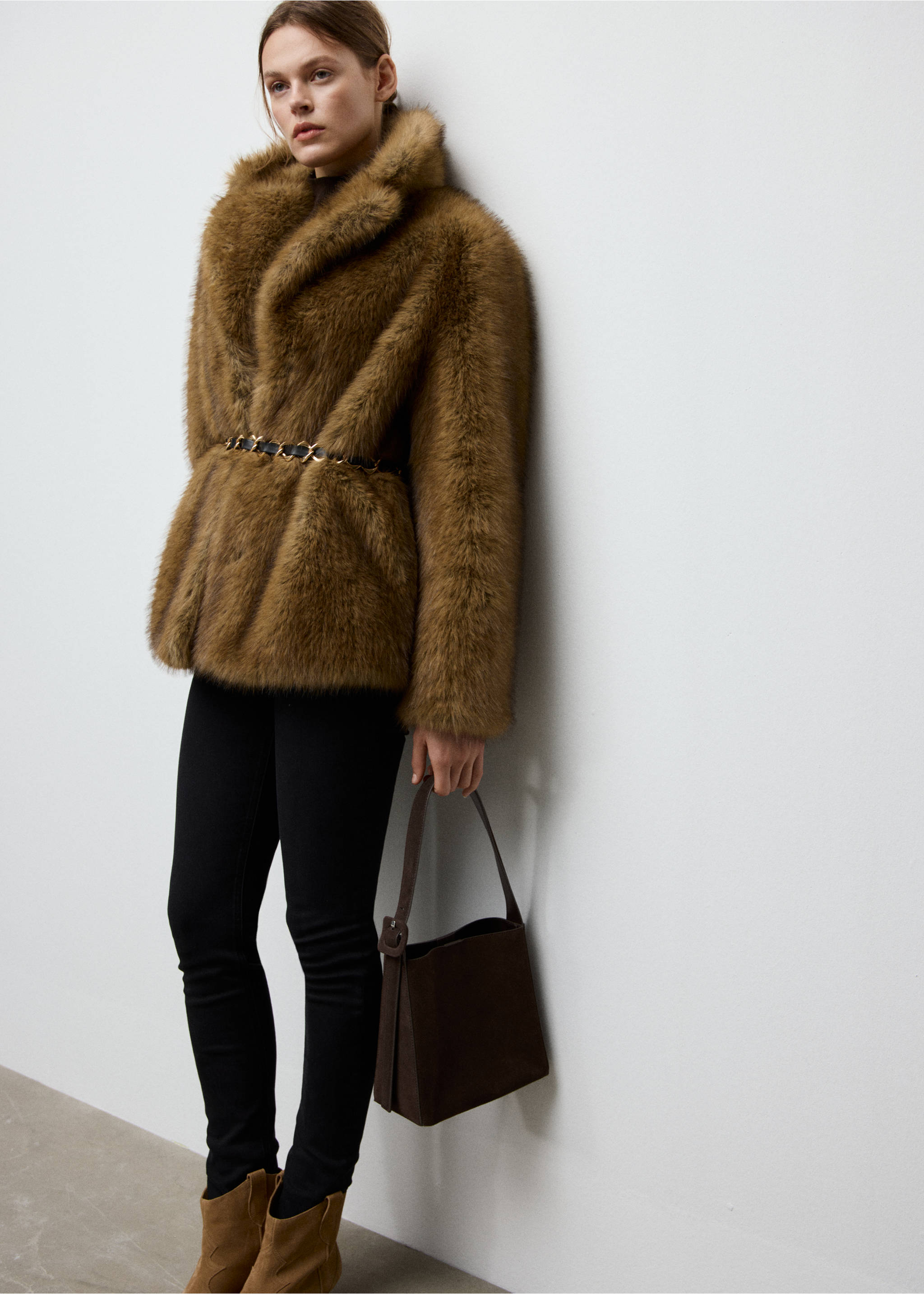 Suede leather shopper bag - Details of the article 9, Chocolate. Ref: 27011323-00.