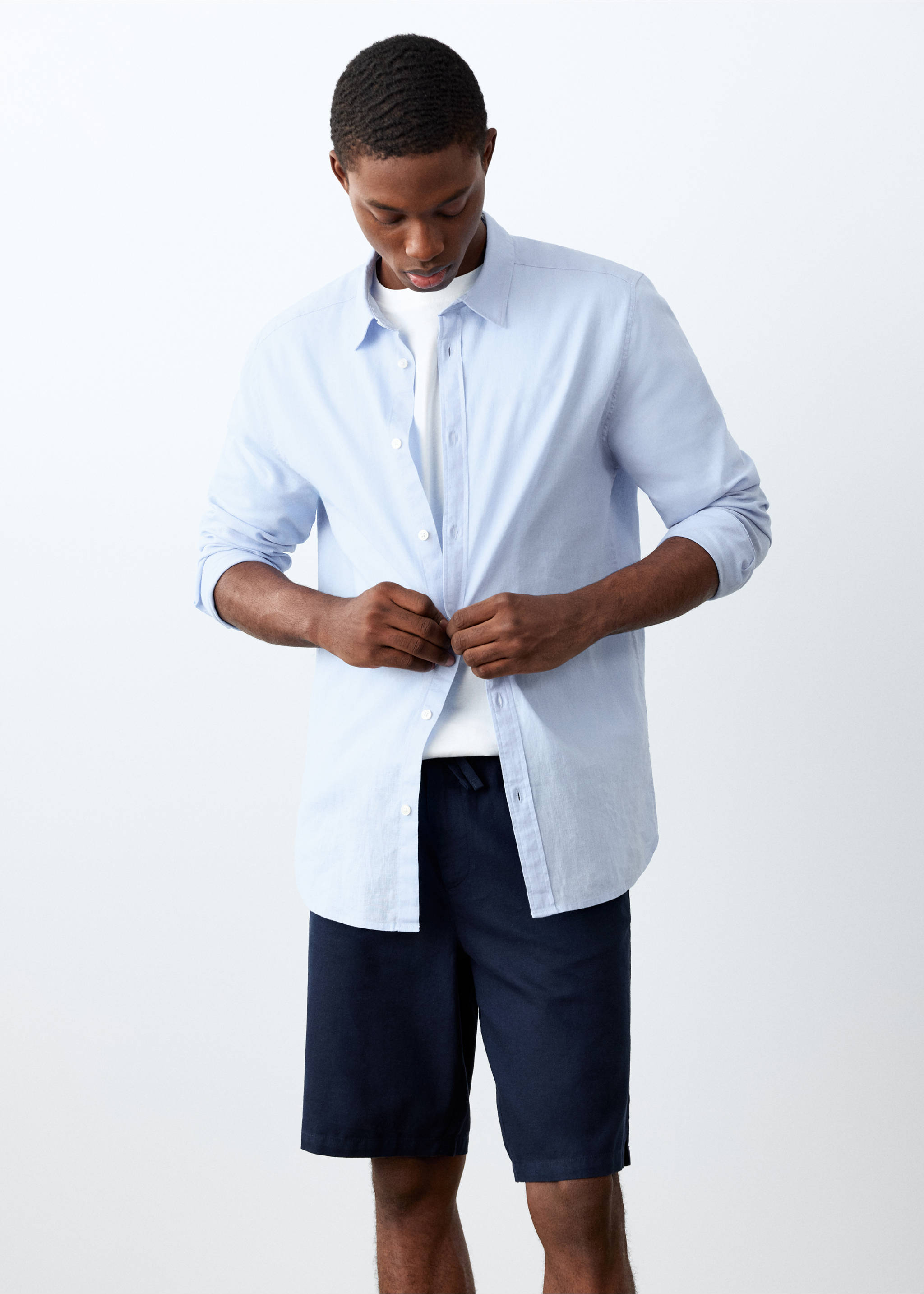 Camisa oxford - Detalle del artículo 2, Azul celeste. Ref: 27011513-00.