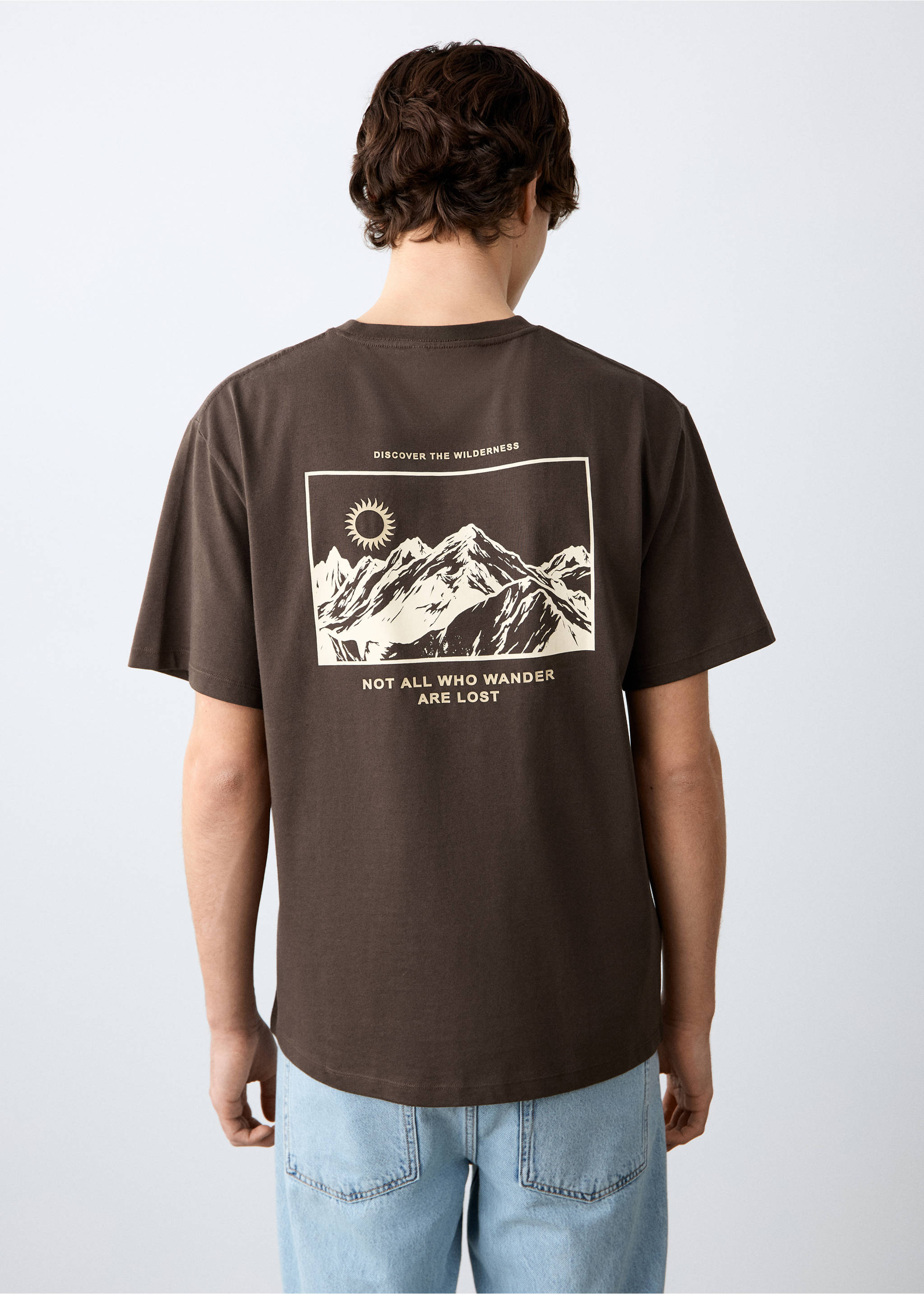 Camiseta estampada manga corta - Reverso del artículo, Marrón. Ref: 27011518-00.