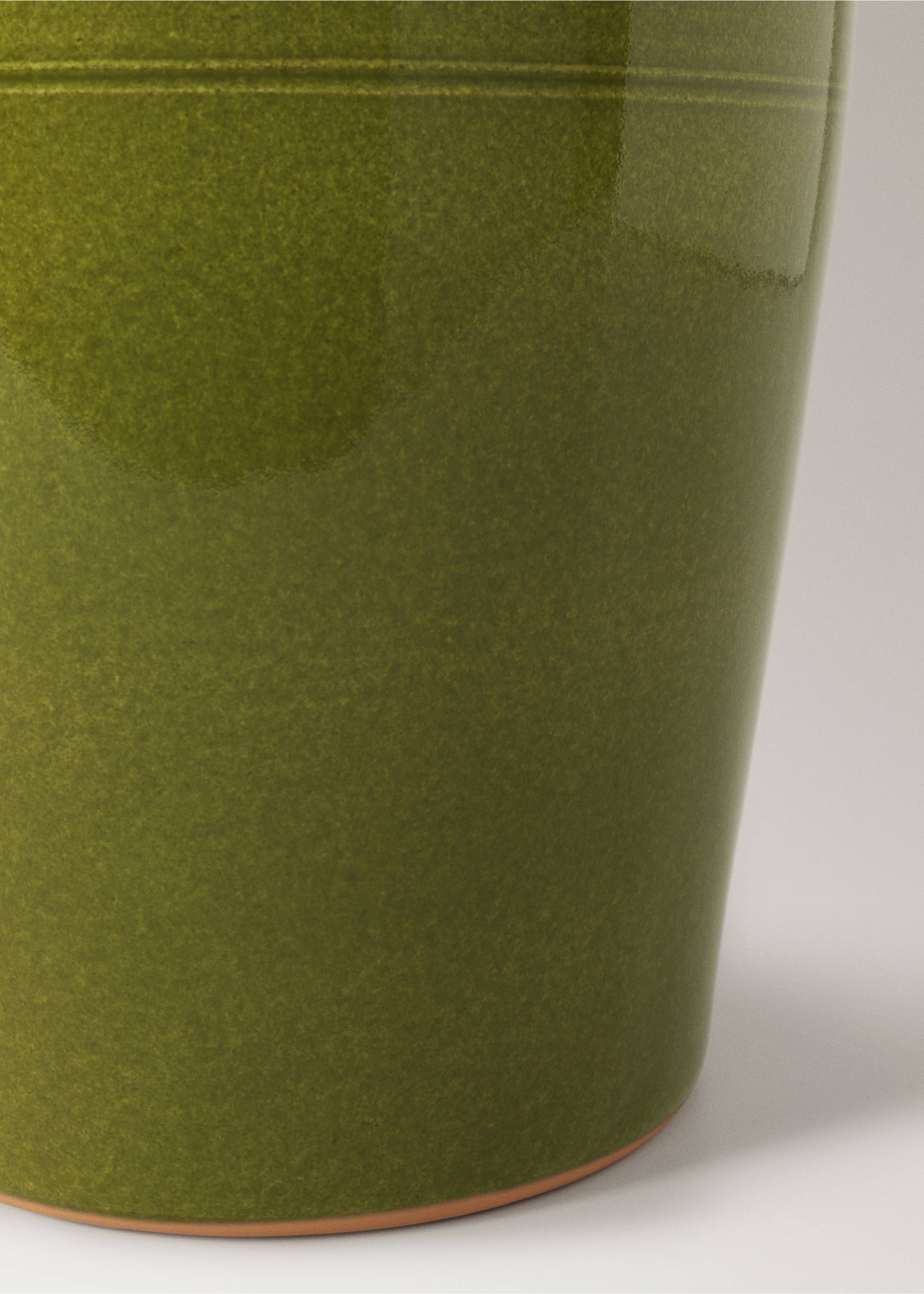 Grote bloempot van terracotta met golfmotief - Detail van het artikel 2, Pastelgroen. Ref: 27011529-00.