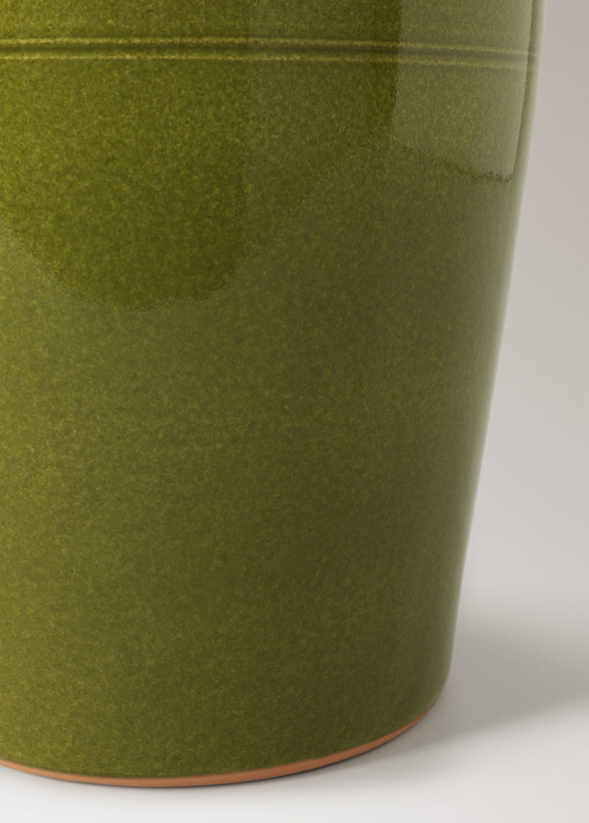 Large terracotta wave-pattern planter - Details of the article 2