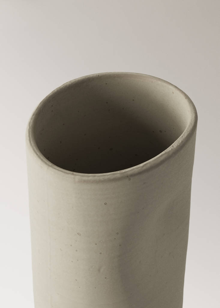 Large irregular vase — Ecru