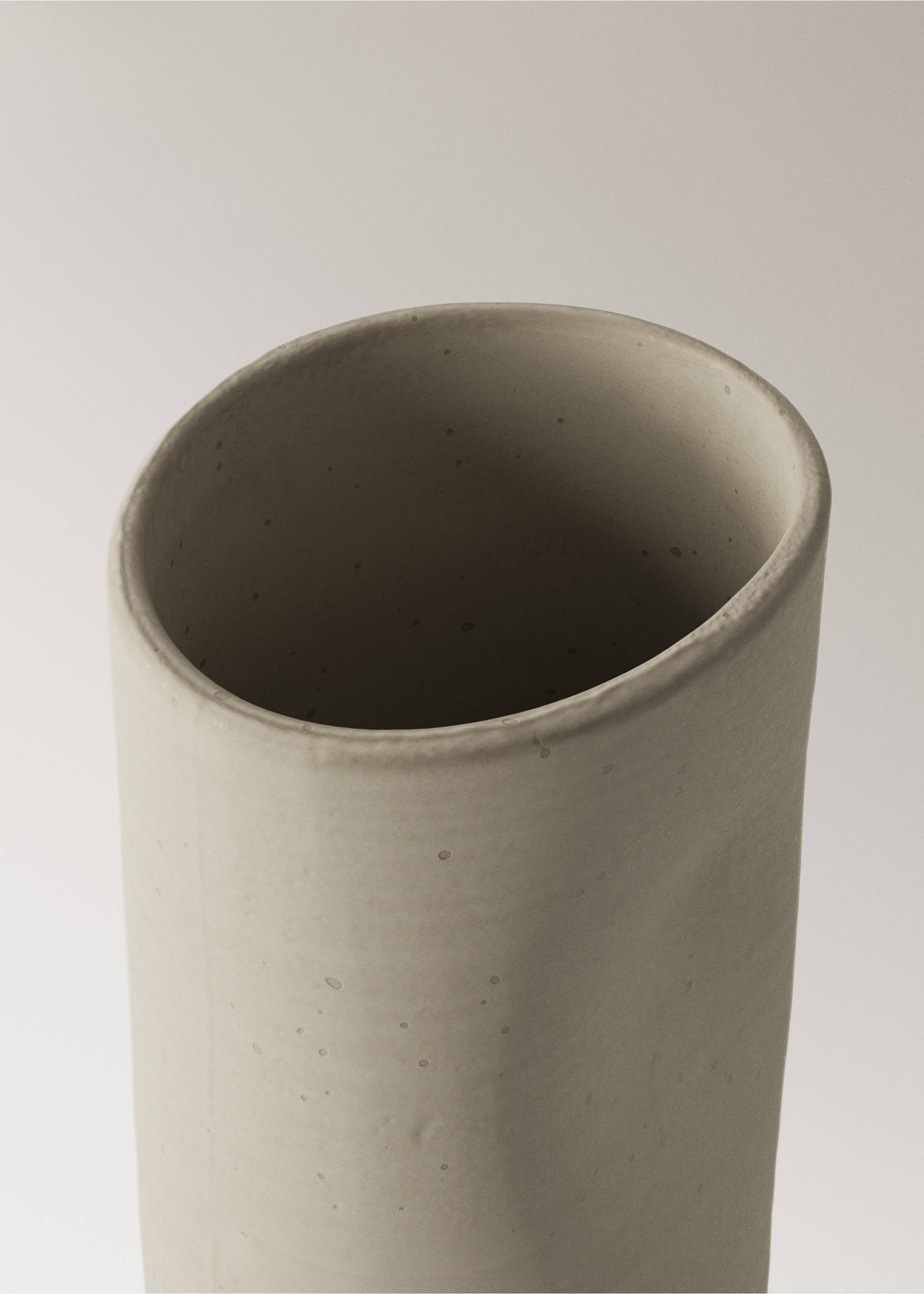 Vază mare cu formă neregulată - Detaliu al articolului 1, Ecru. Ref: 27011530-00.