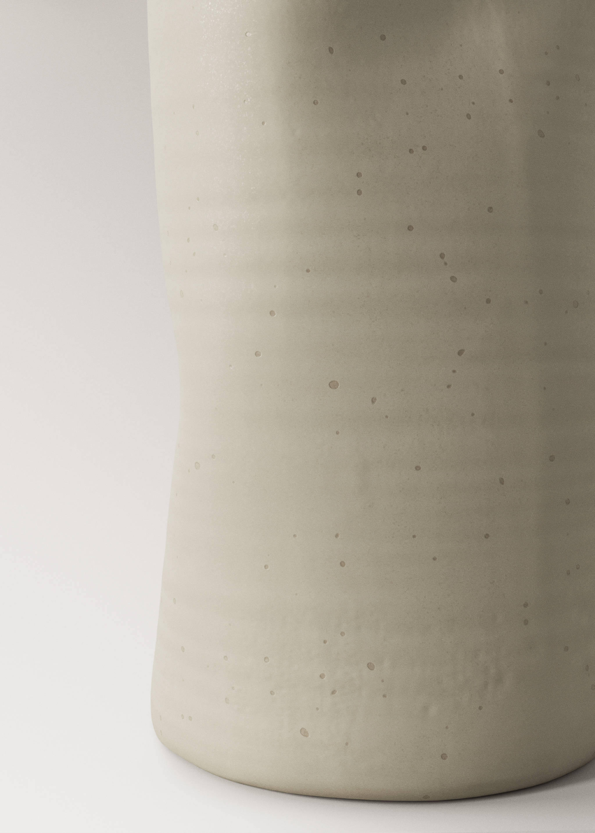 Vază medie neregulată - Detaliu al articolului 2