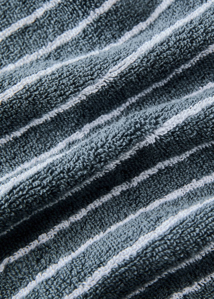 Two-tone striped cotton bath towel — Indigo Blue