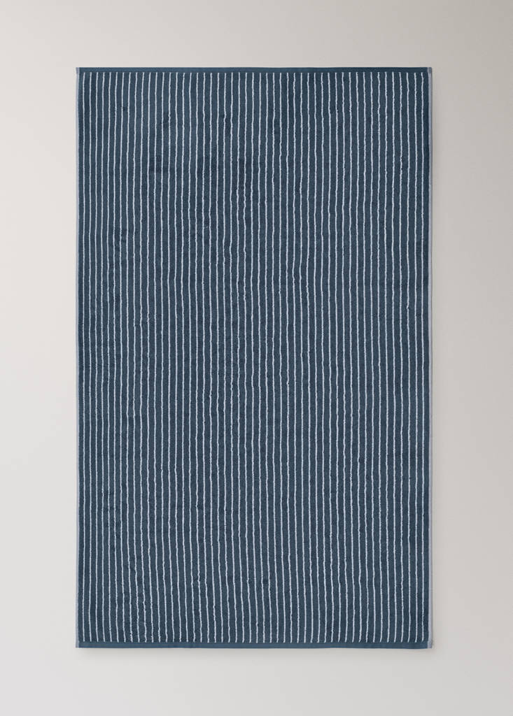 Two-tone striped cotton bath towel — Indigo Blue