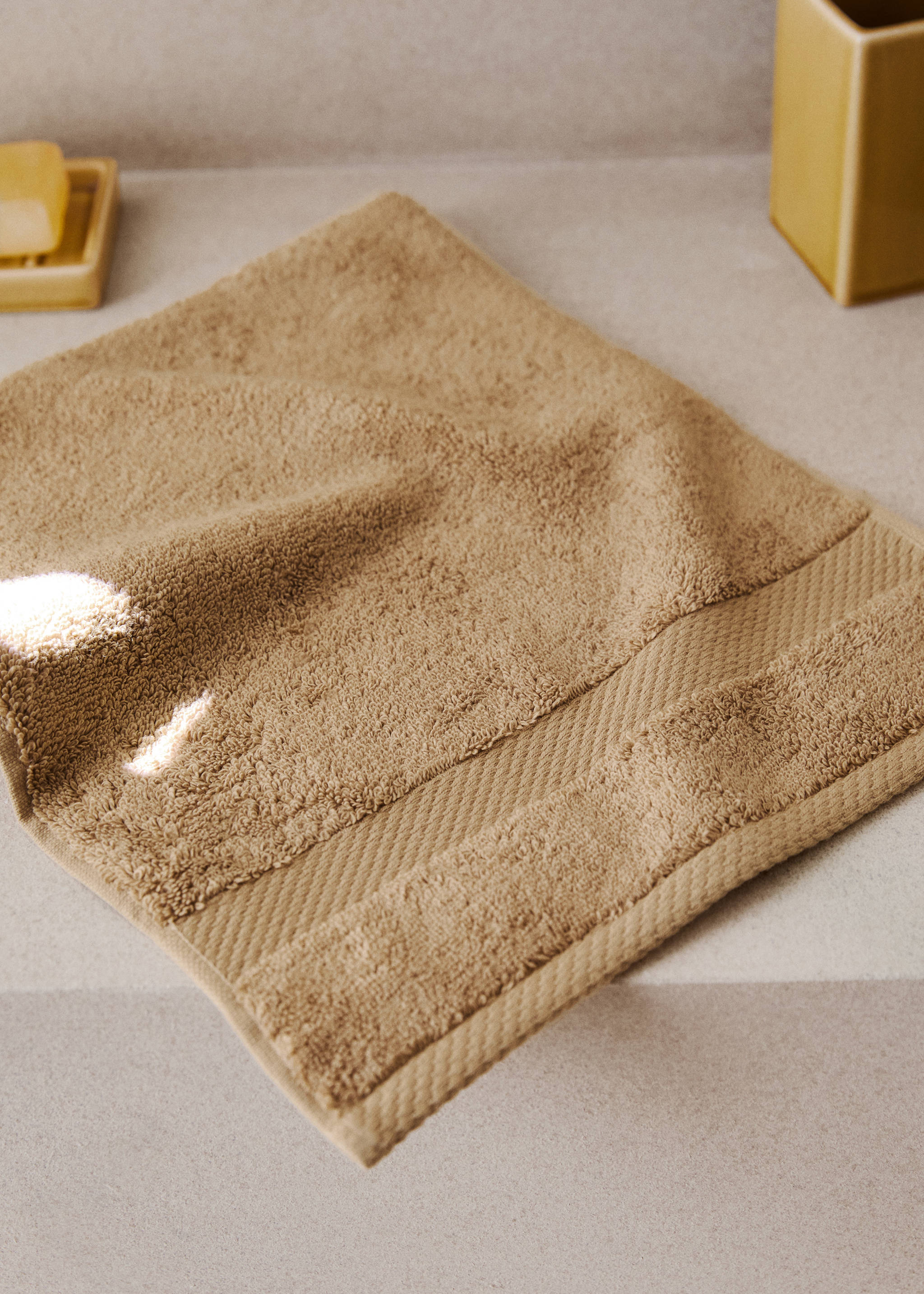 Extra-soft cotton face towel - General plane