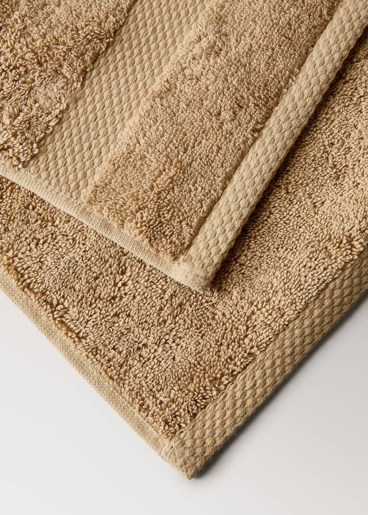 Extra-soft cotton face towel — Medium Brown
