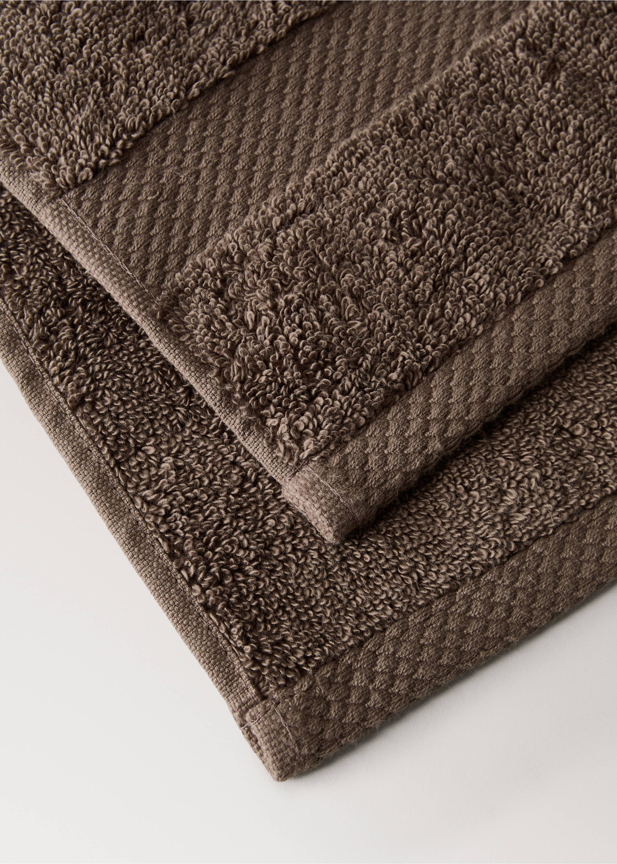 Extra-soft cotton face towel - Details of the article 2, Brown. Ref: 27011538-00.