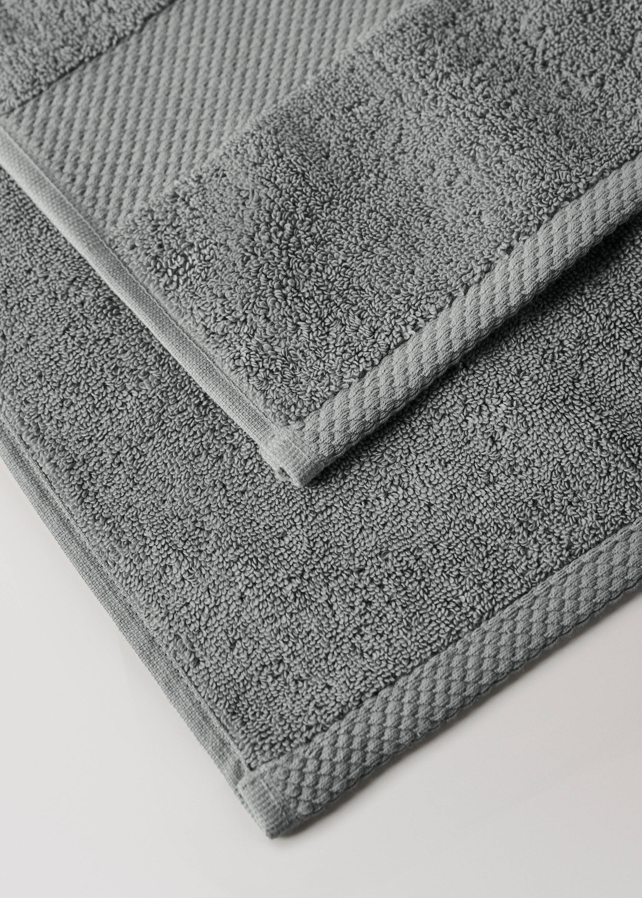 Extra-soft cotton bath towel - Details of the article 2