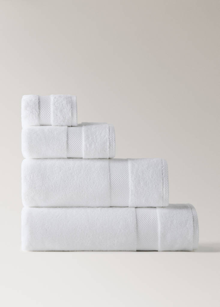 Extra soft XL cotton towel — White