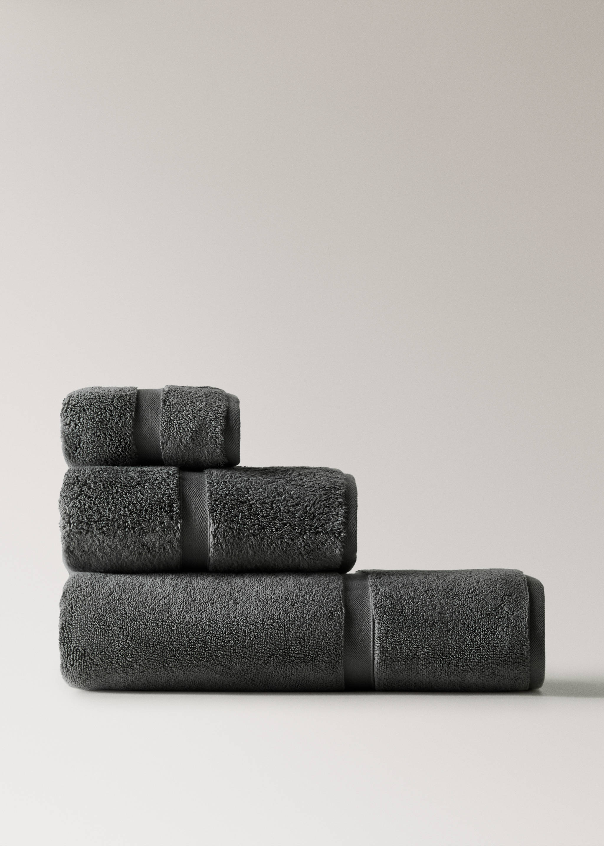 Extra-soft bathroom towel - Article without model