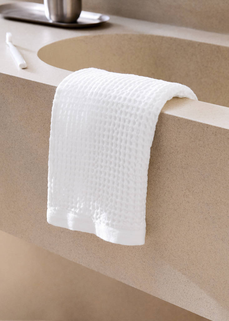 Waffle cotton hand towel — White