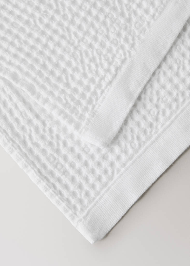 Waffle cotton hand towel — White