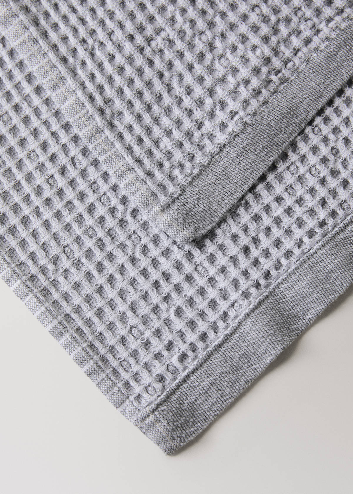 Waffle cotton washbasin towel — Grey