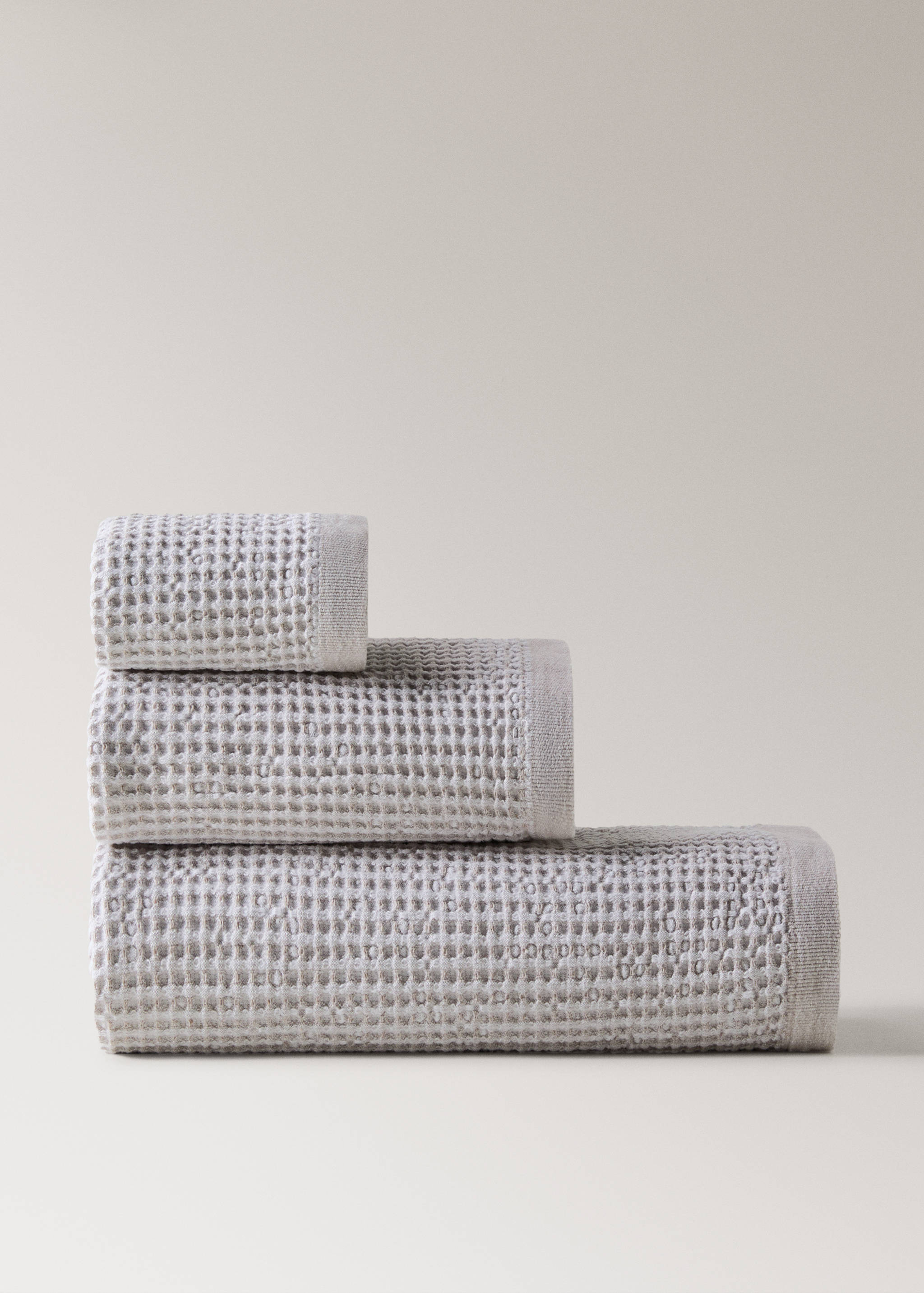 Waffle cotton terry bath towel - Article without model