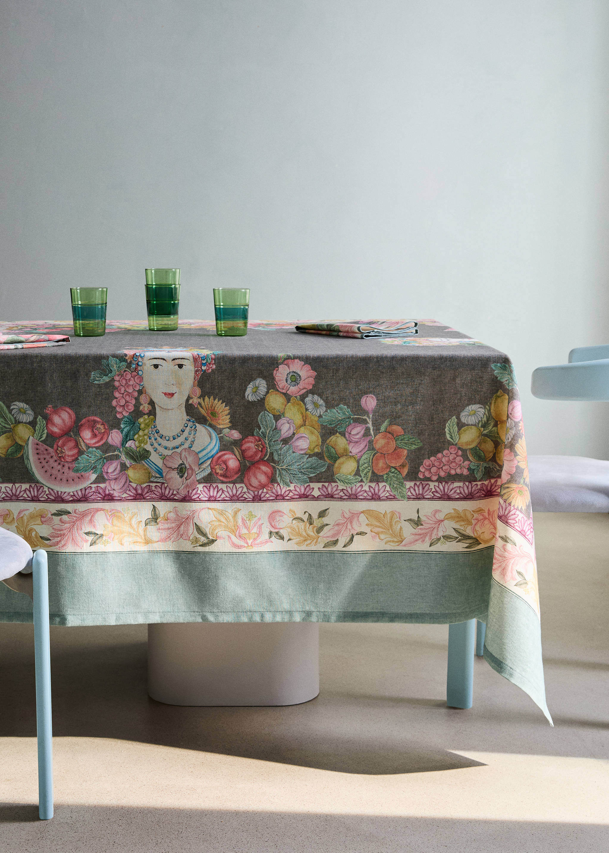 Fruit print cotton linen tablecloth for 6 to 8 people - General plane