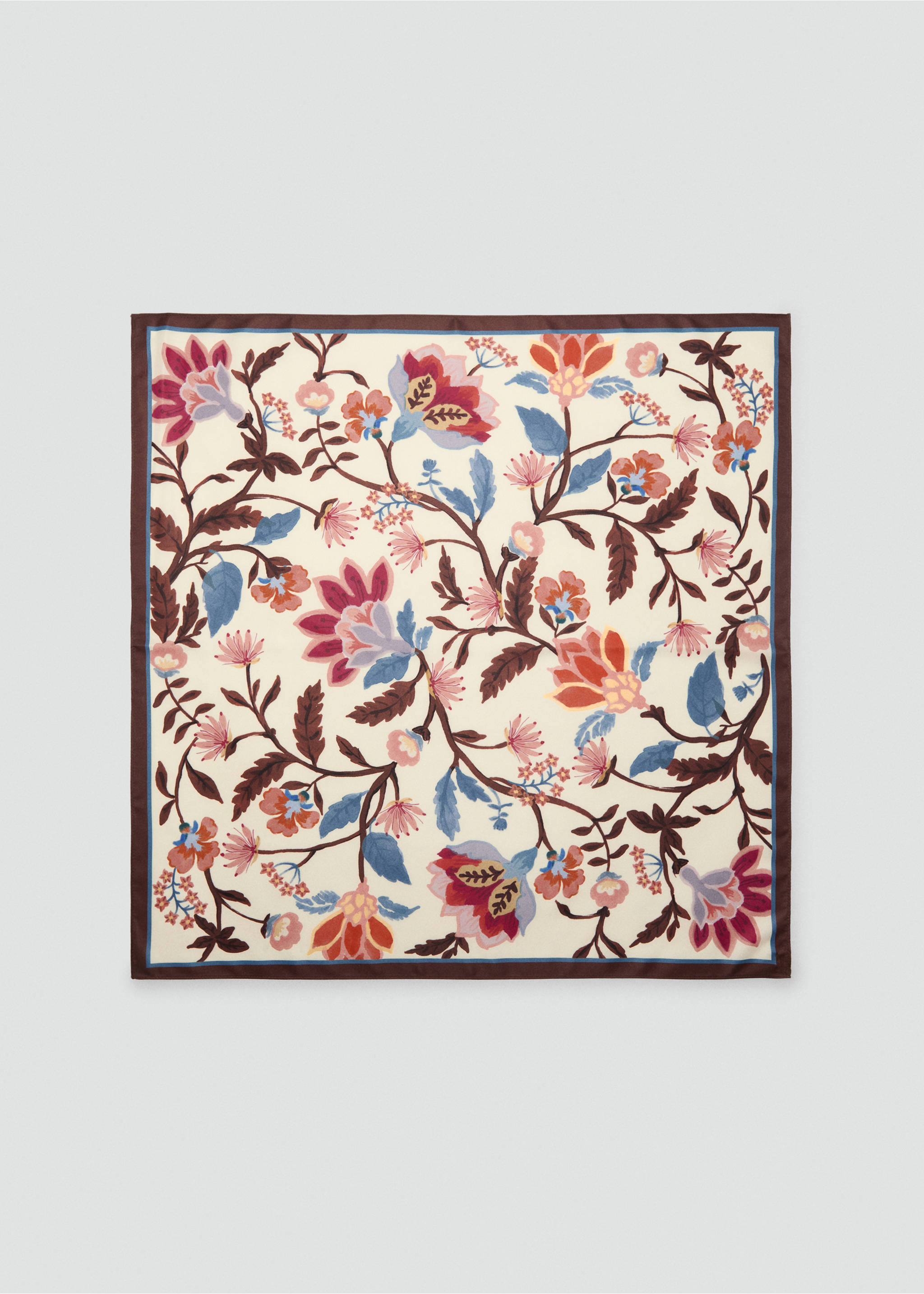 Foulard à fleurs - Article sans modèle, Chocolat. Ref: 27012007-00.