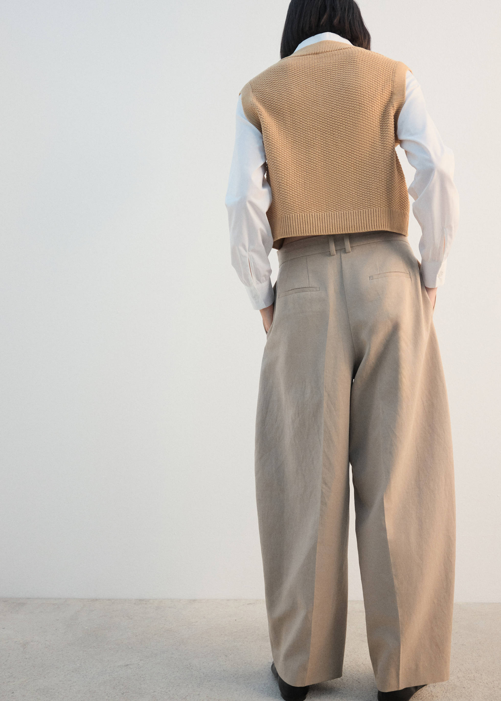 Genser med v-hals kombinert - Baksiden av artikkelen